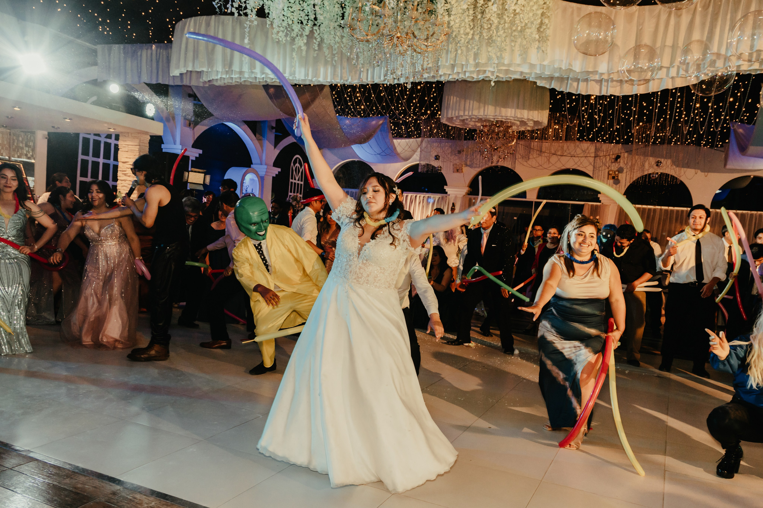 VANIA + LUIS BODA CIVIL. Studio KVTA | Fotografía y Video de Bodas en Arequipa