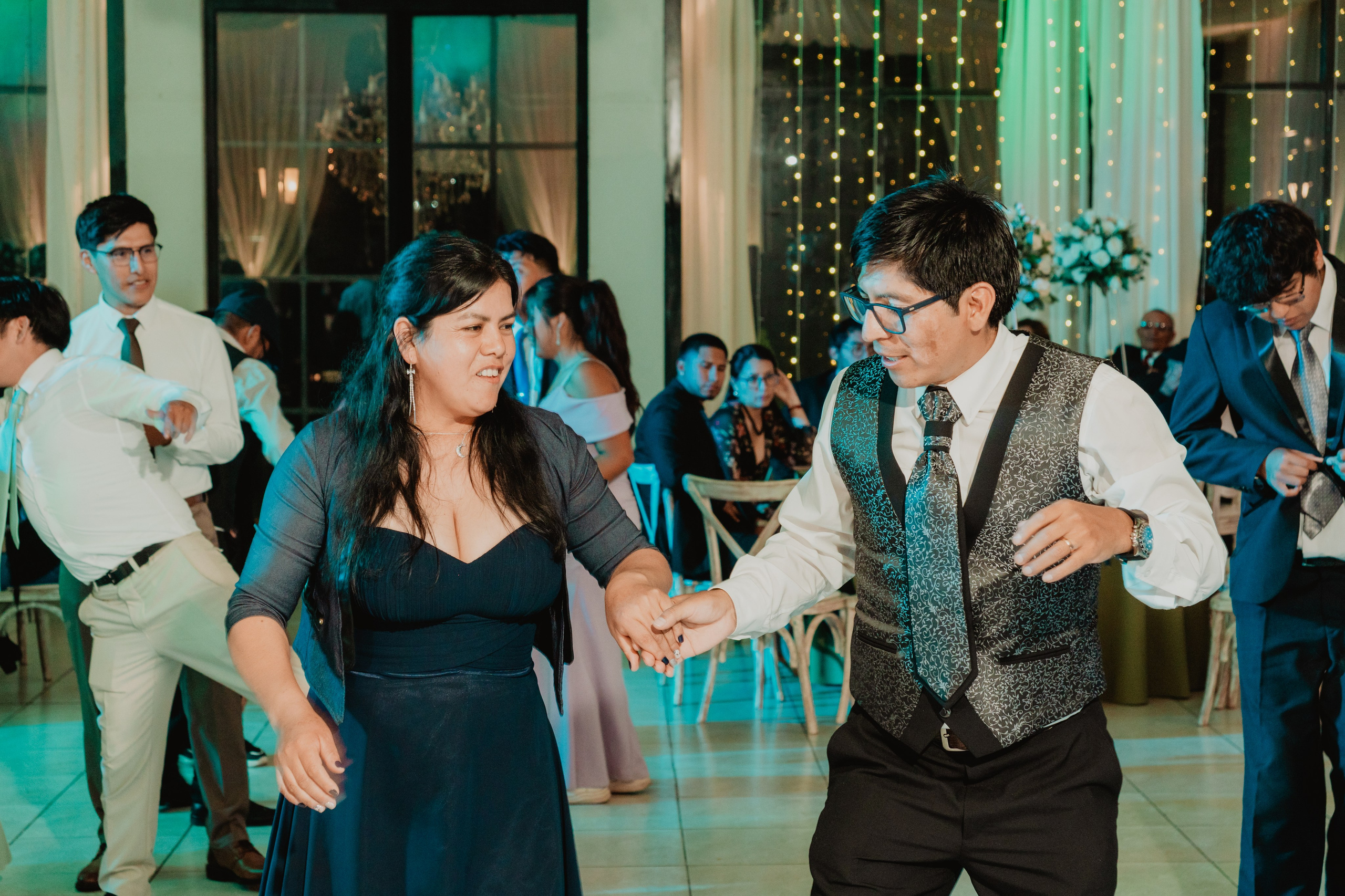 FERNANDO + MARIBEL | BODA RELIGIOSA. Studio KVTA | Fotografía y Video de Bodas en Arequipa