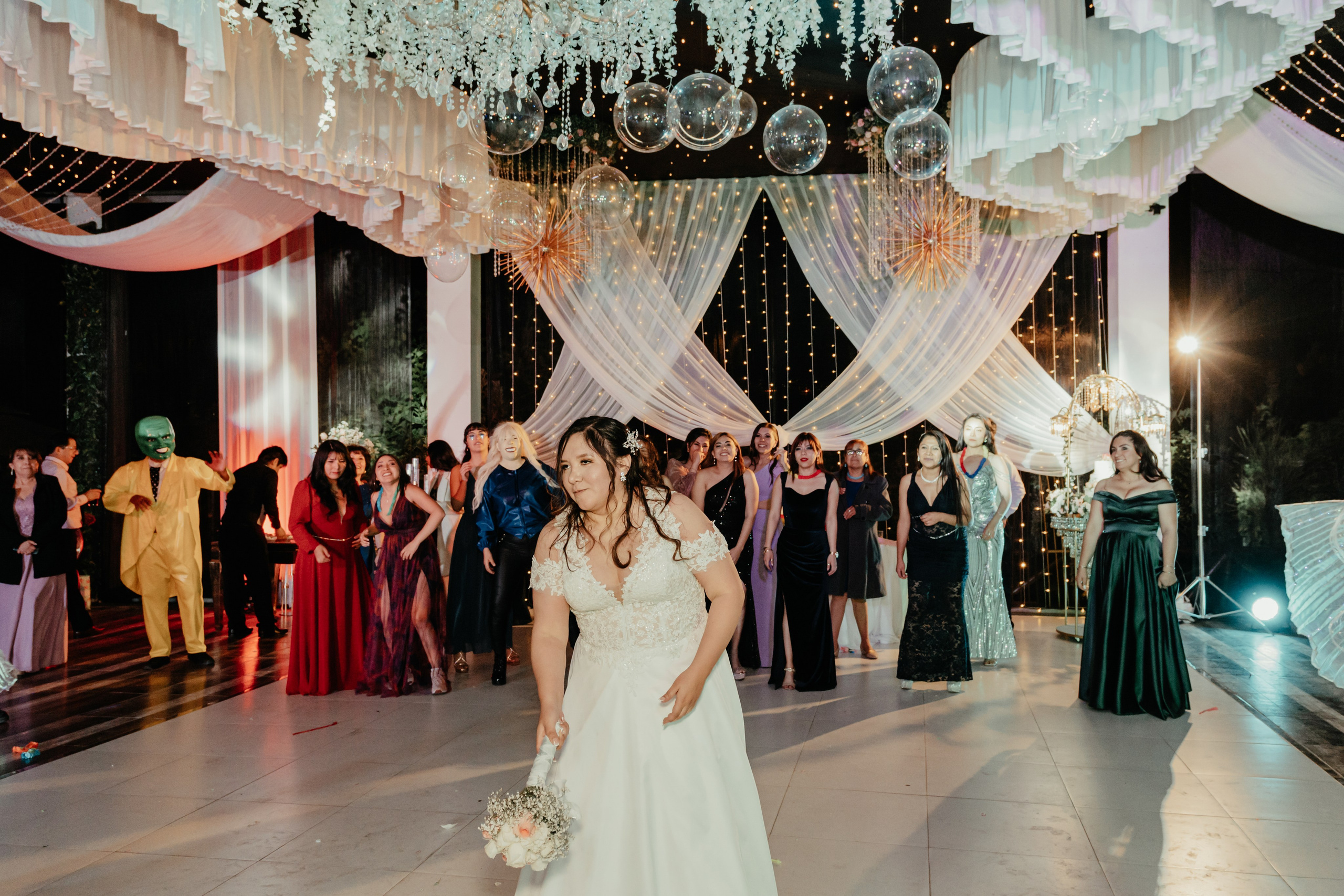 VANIA + LUIS BODA CIVIL. Studio KVTA | Fotografía y Video de Bodas en Arequipa