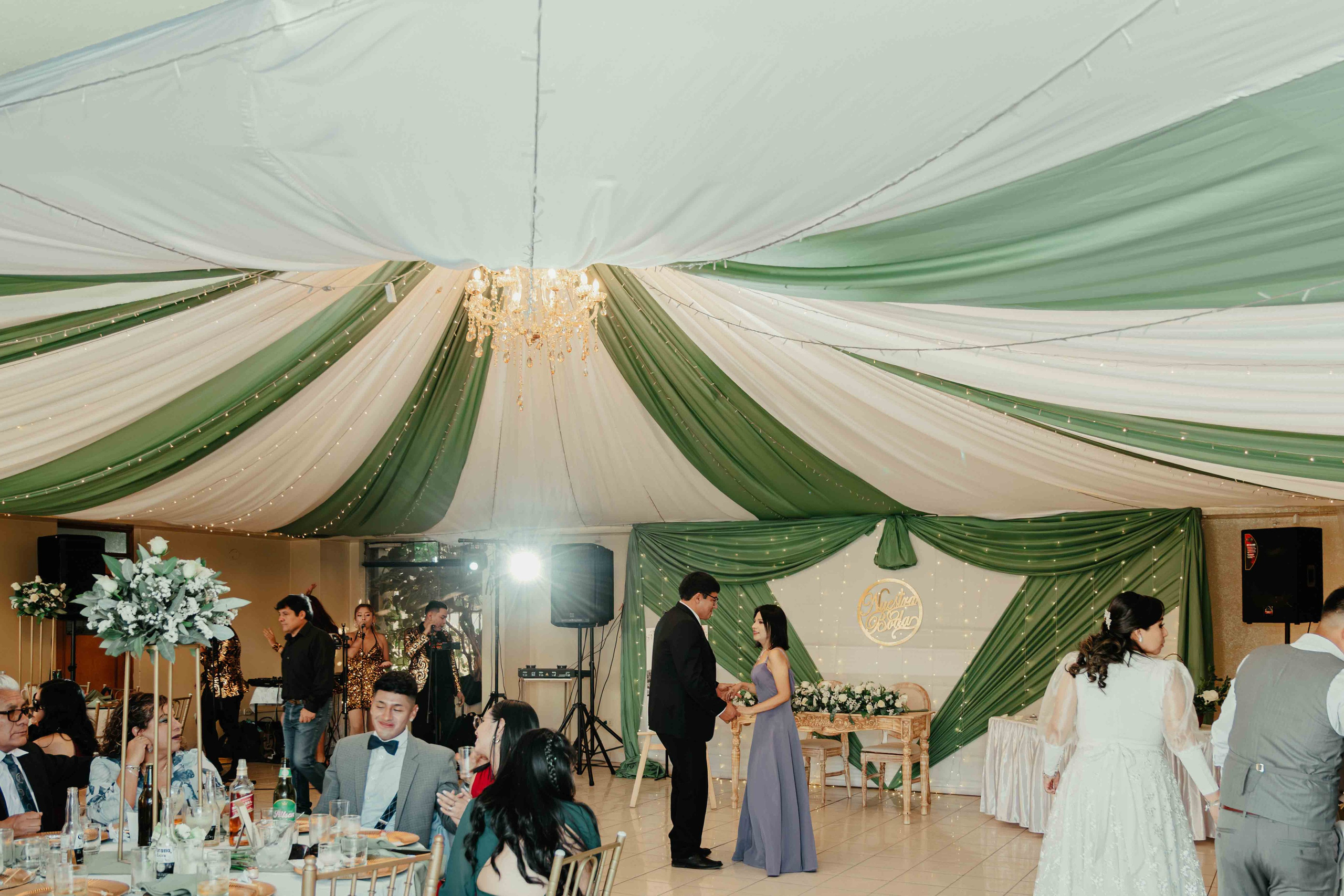 VICTOR Y MELANY BODA CIVIL. Studio KVTA | Fotografía y Video de Bodas en Arequipa