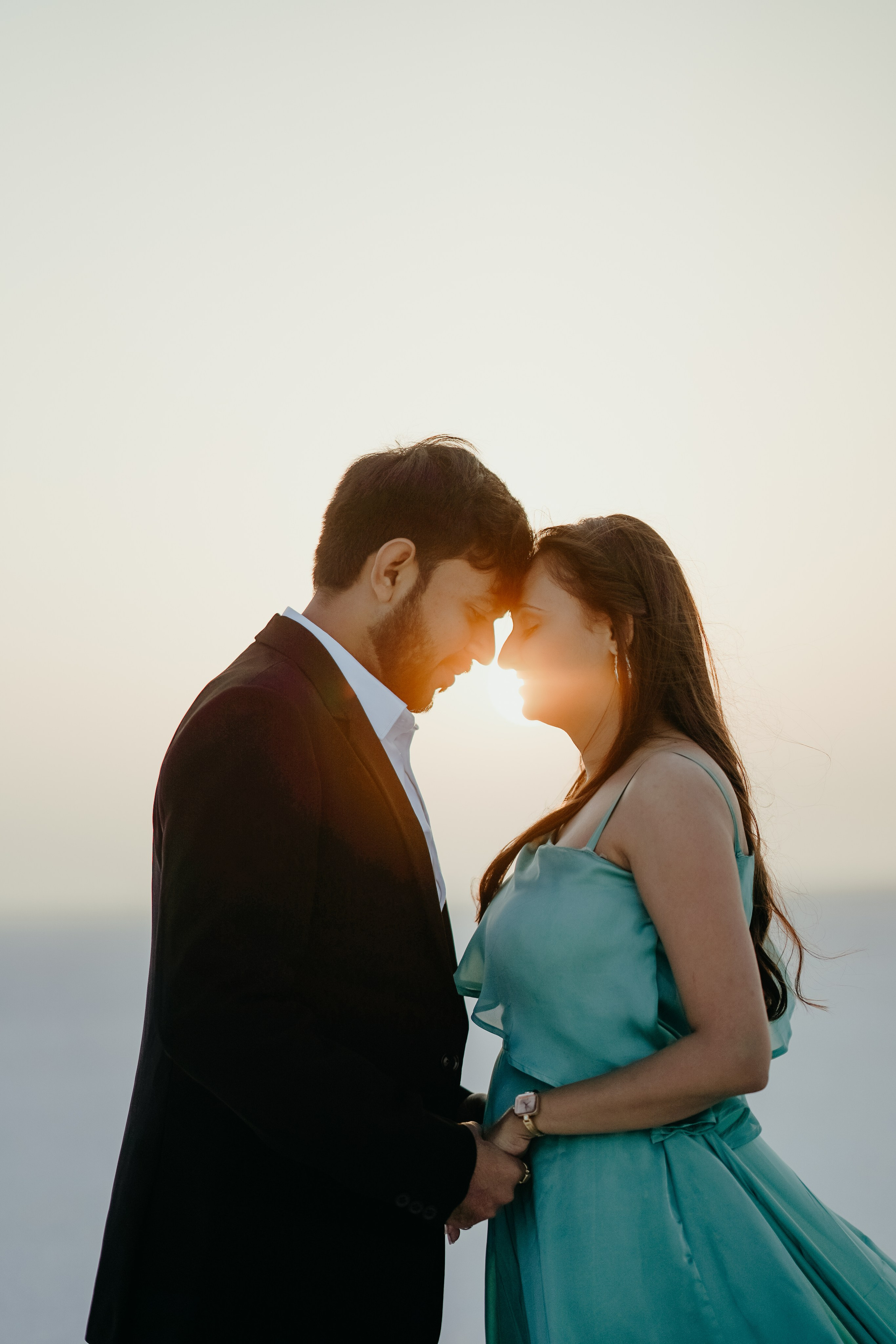 COUPLE SESSIONS. Love Emotions Weddings