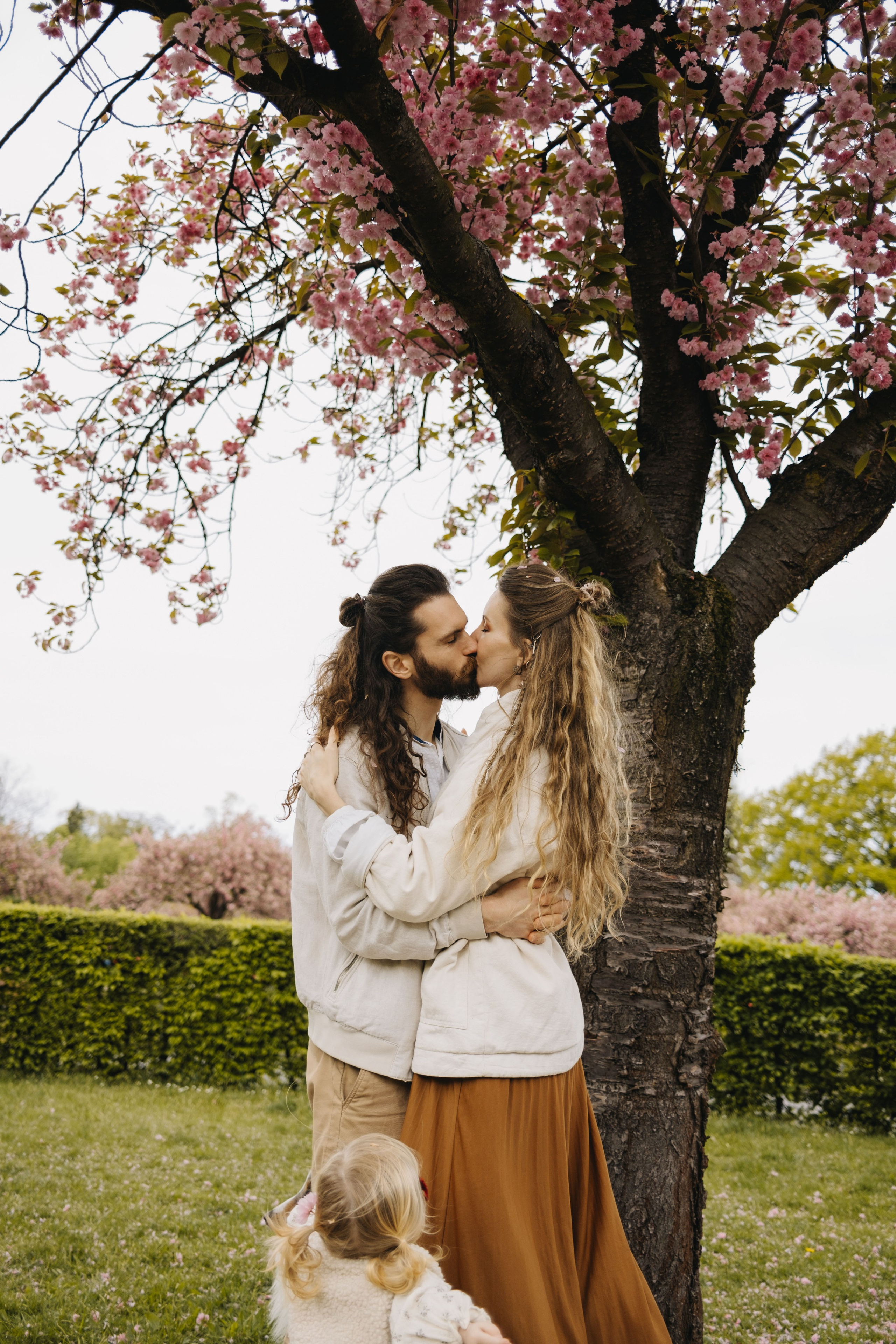 Memories in Bloom. Professional Photographer in Berlin — Portraits, Love Story, Events, F