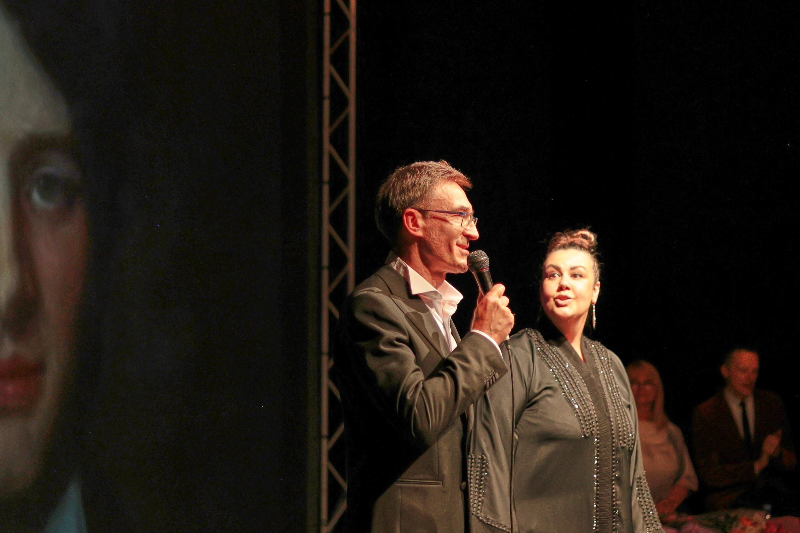 8 journalistic charity concert in Kyiv. Photographer, photo artist Alena Novgorodtseva