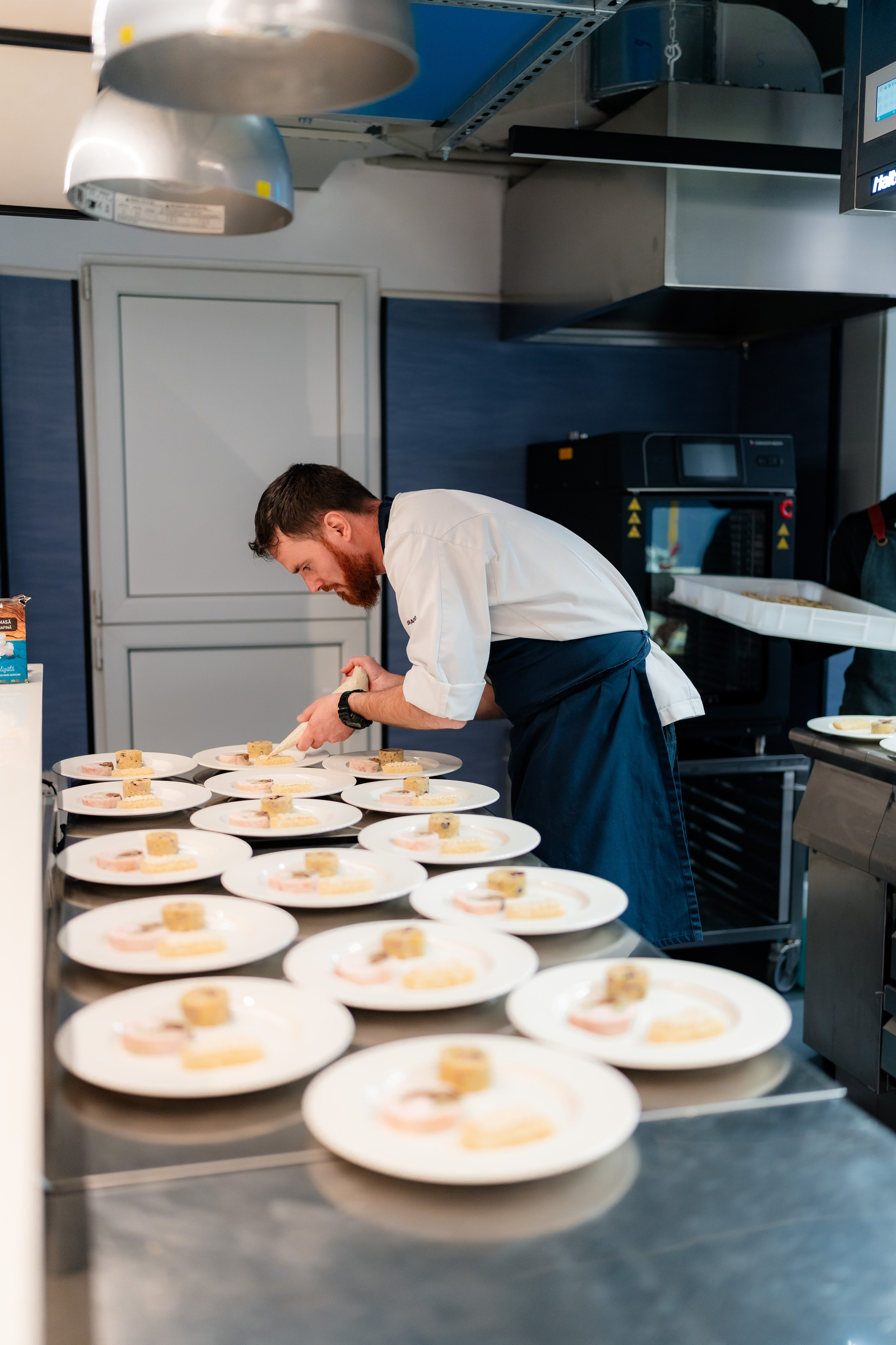 Madisson & Alex. Destination Wedding Photographer Alex Pasarelu