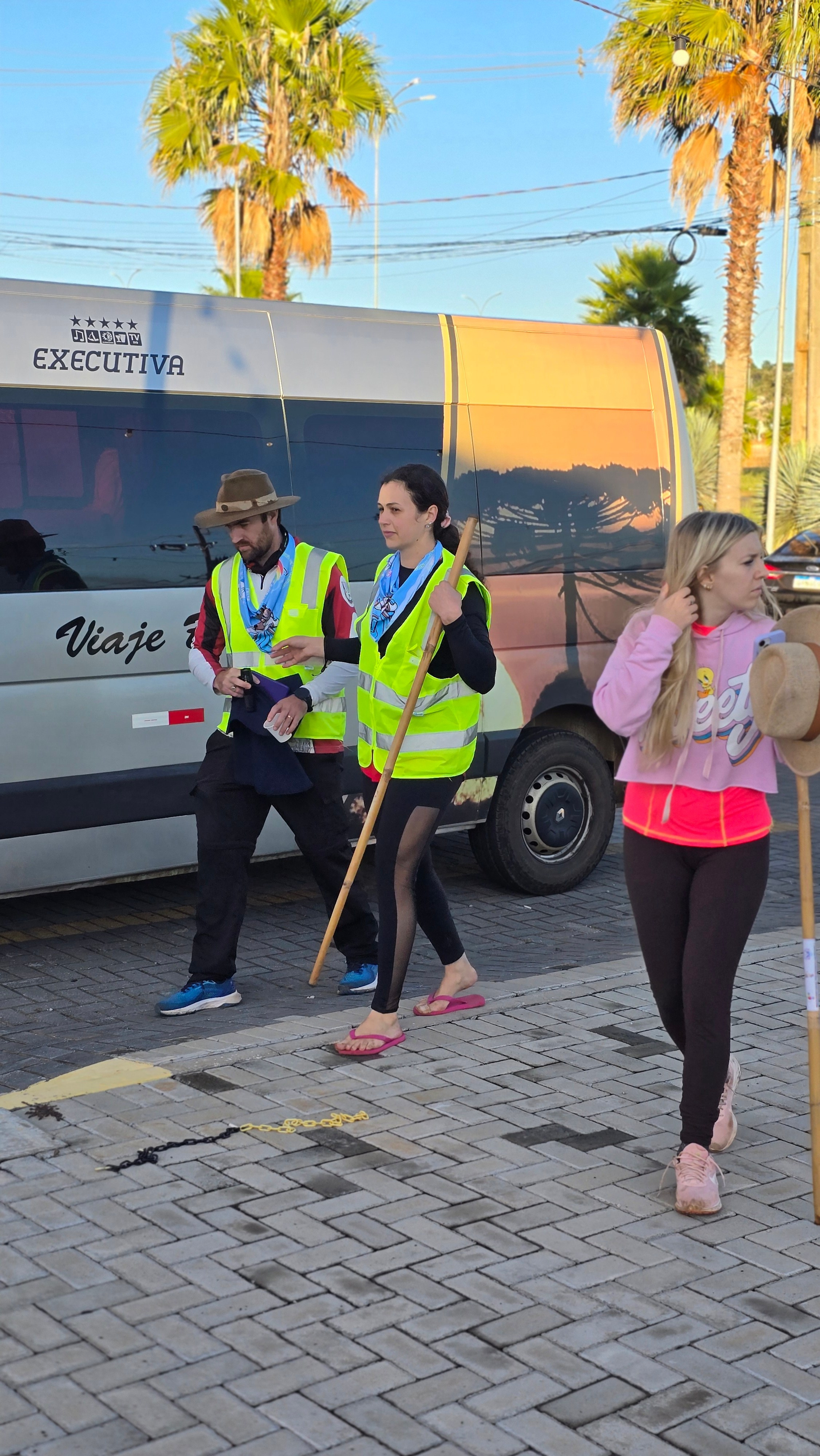 Peregrinação Nossa Senhora de Belém. Handa Produções