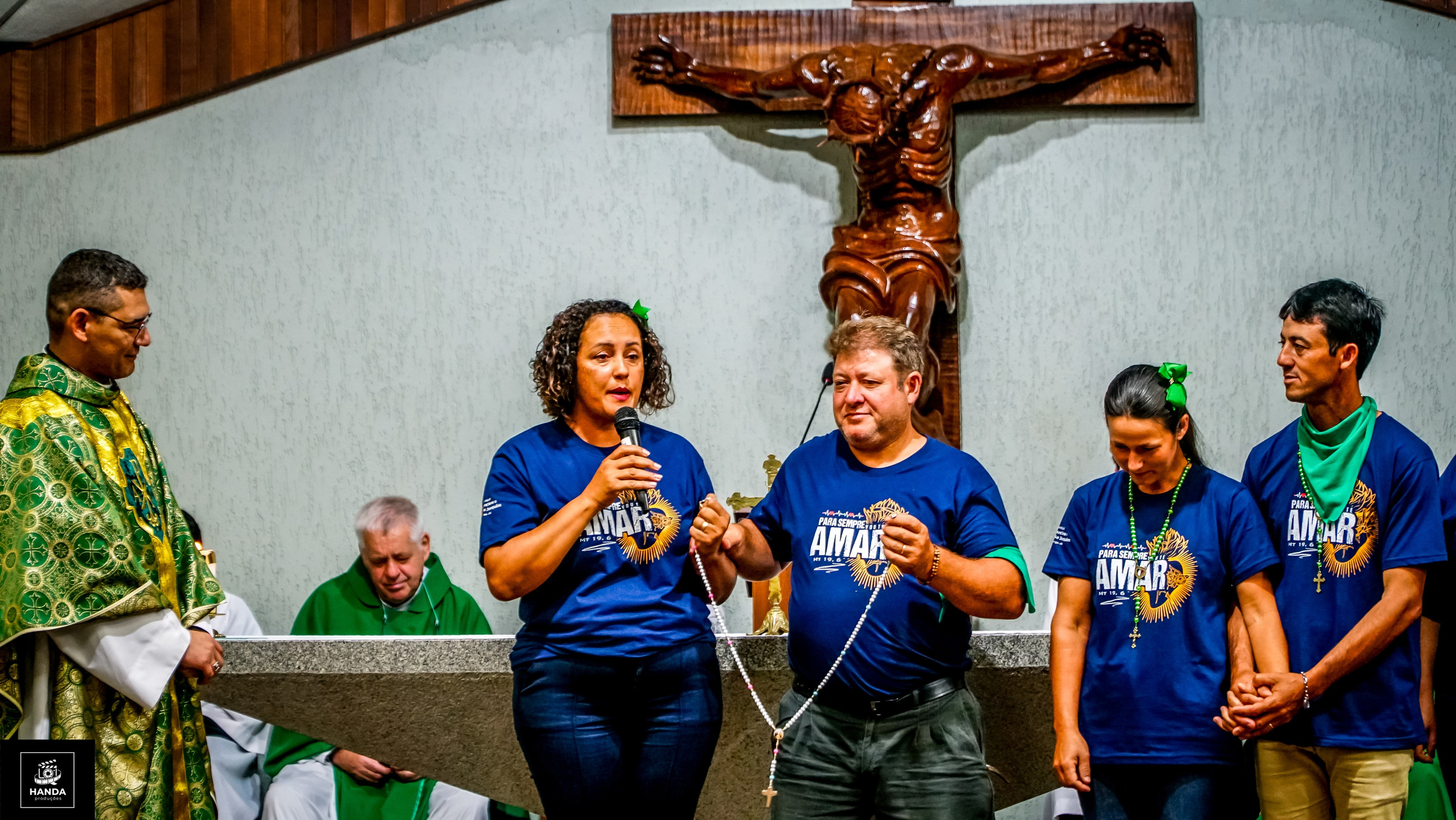 Acampamento Casais. Handa Produções