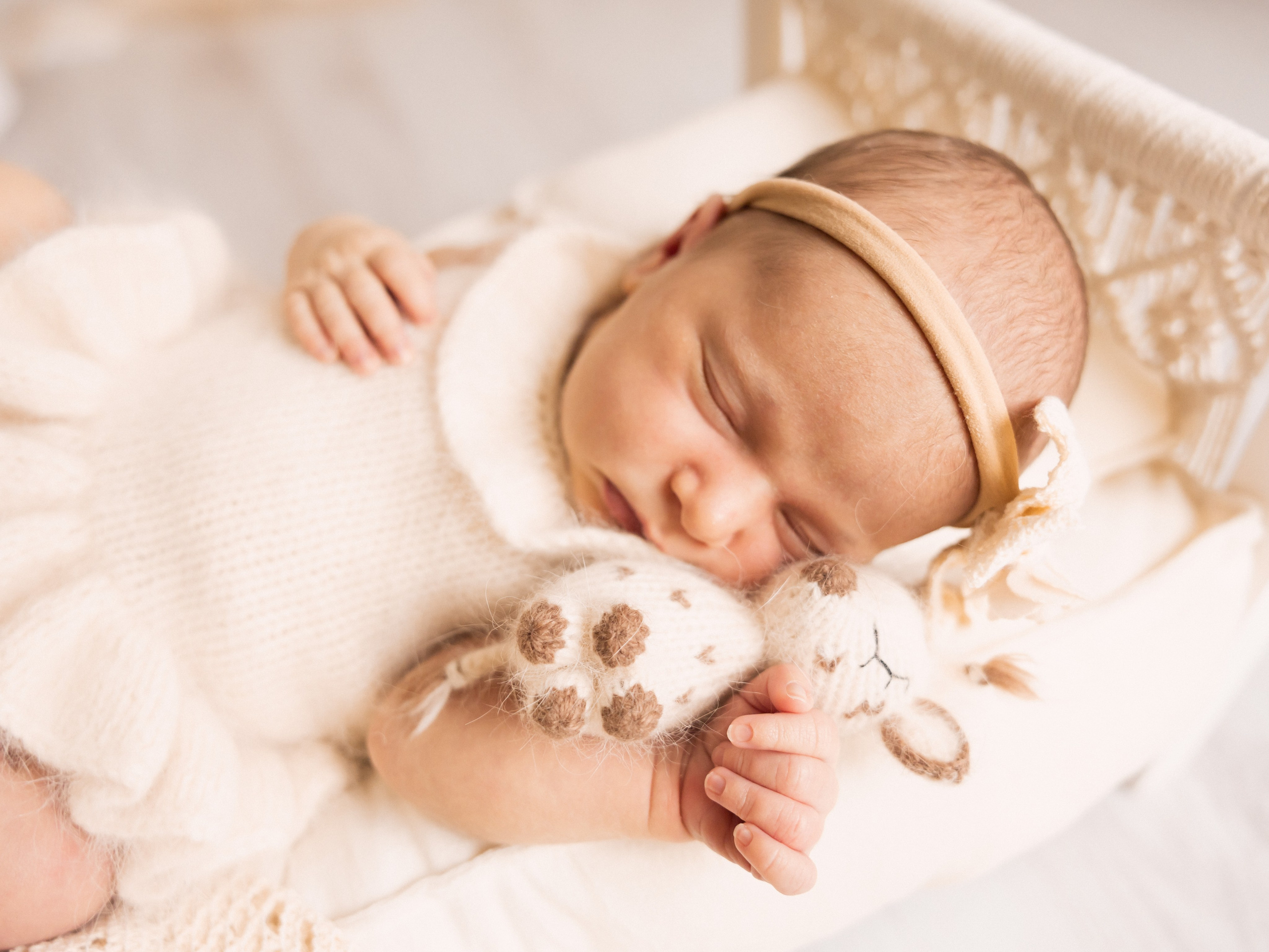 Newborn focení ve studiu — Písek, Strakonice, Tábor, České Budějovice | Oxana Telupilova. Rodinná, těhotenská, newborn a lifestyle fotografka v Písku Oxana Telupilova