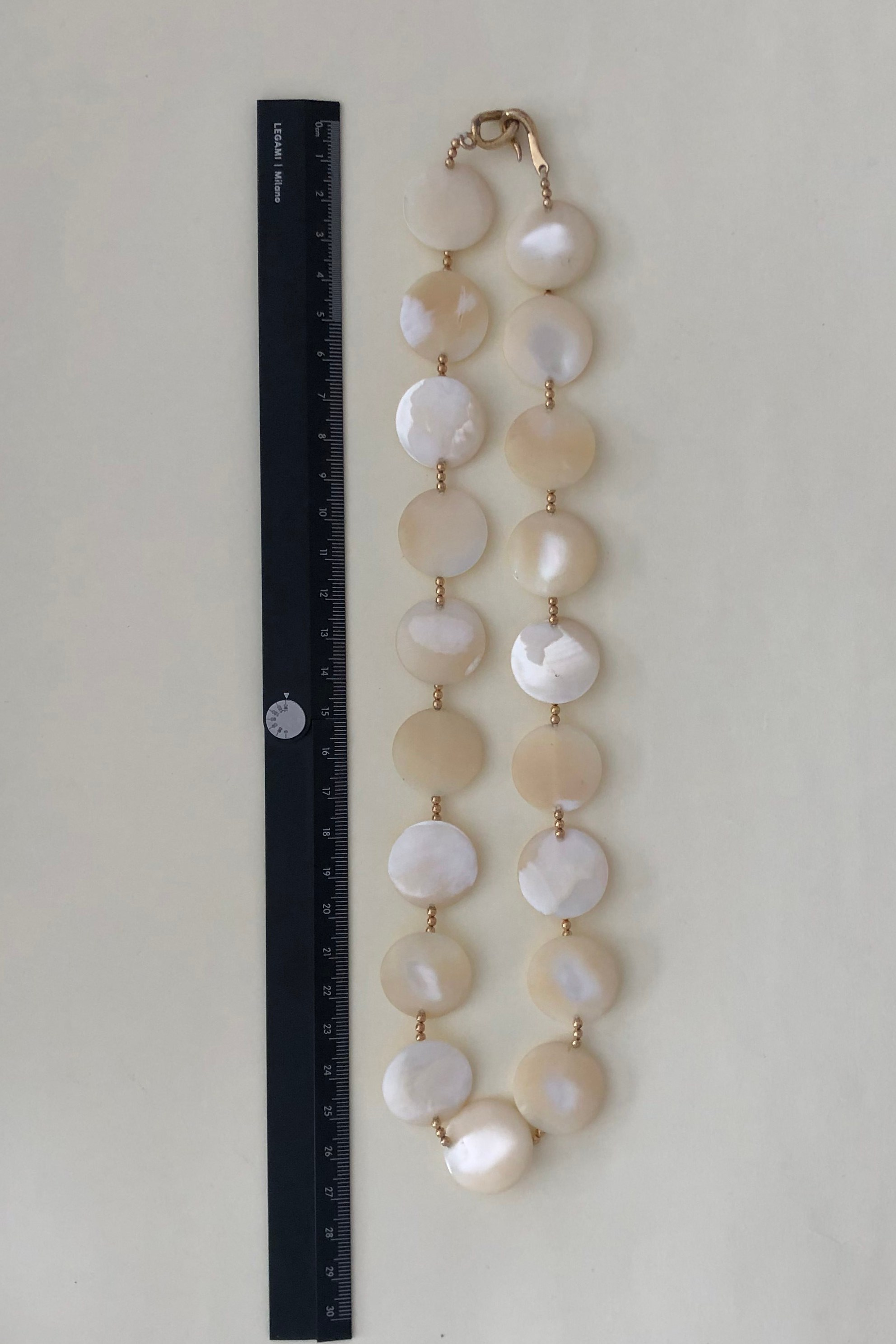 Pearlnecklacebutton. Современнные и актикварные украшения в Барселоне, Москве и Санкт-Петербурге