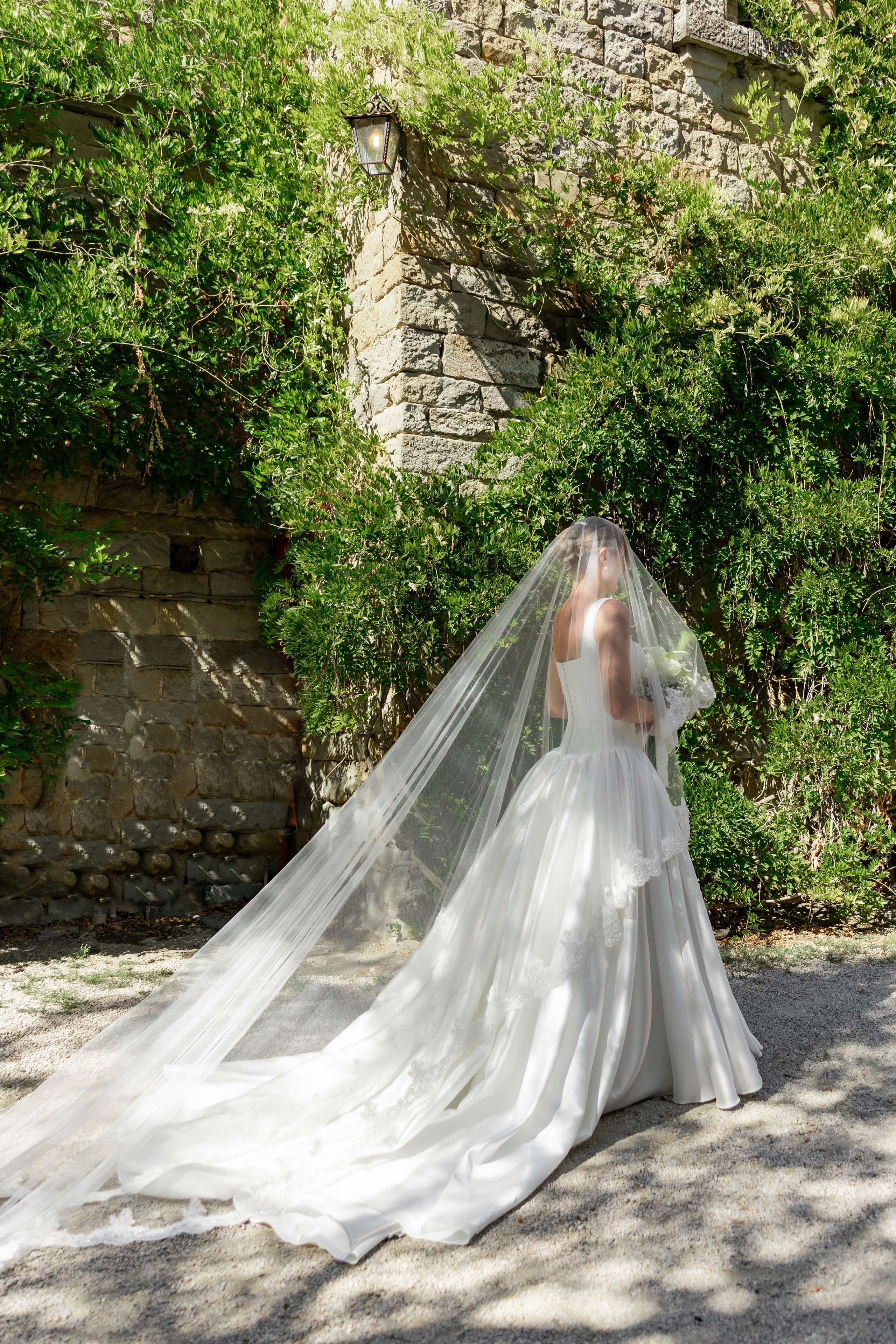 Anika & Ilyes. Wedding photographer from Germany | Shoots in Zurich, Dubai & worldwide