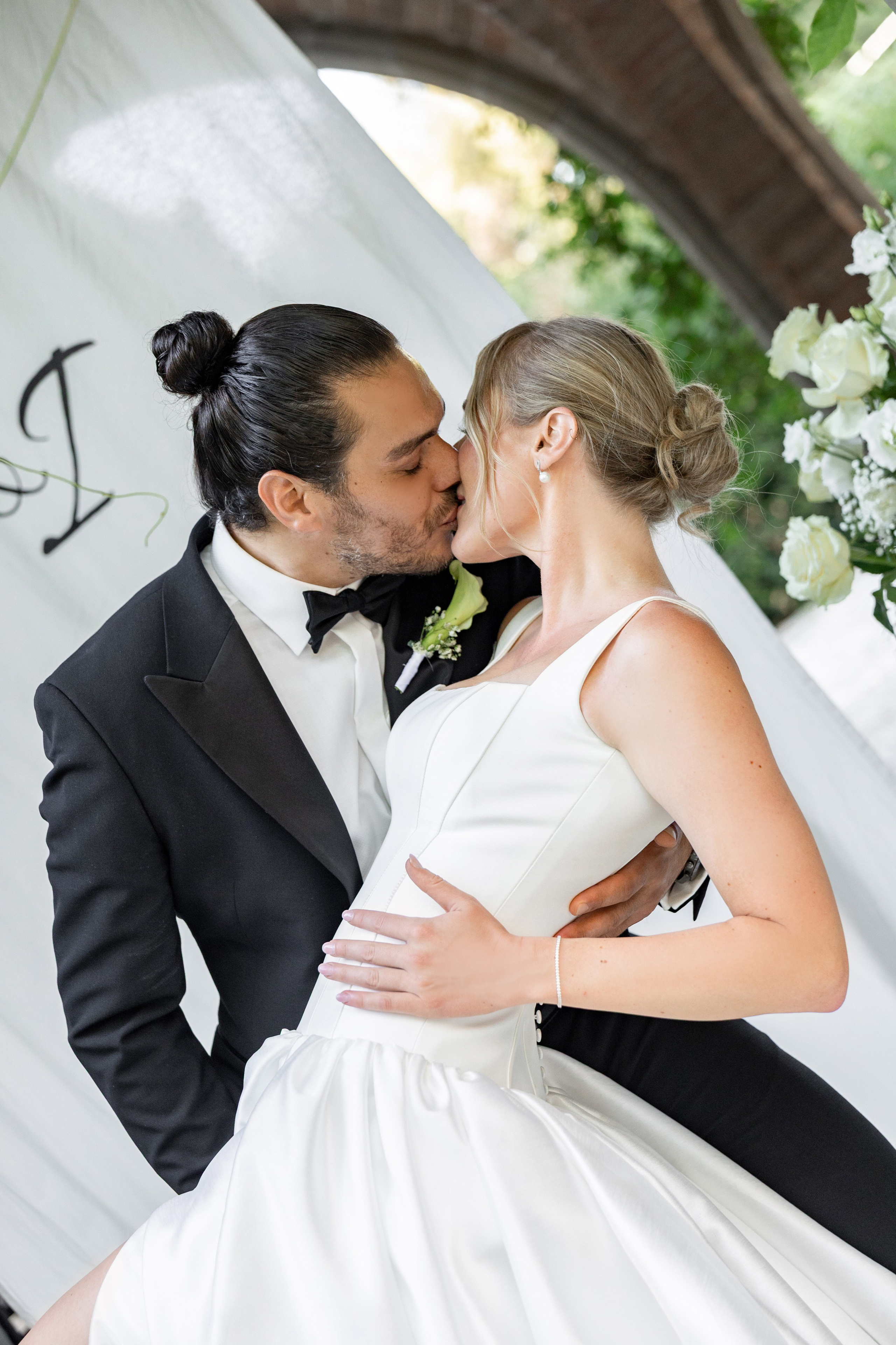 Anika & Ilyes. Wedding photographer from Germany | Shoots in Zurich, Dubai & worldwide