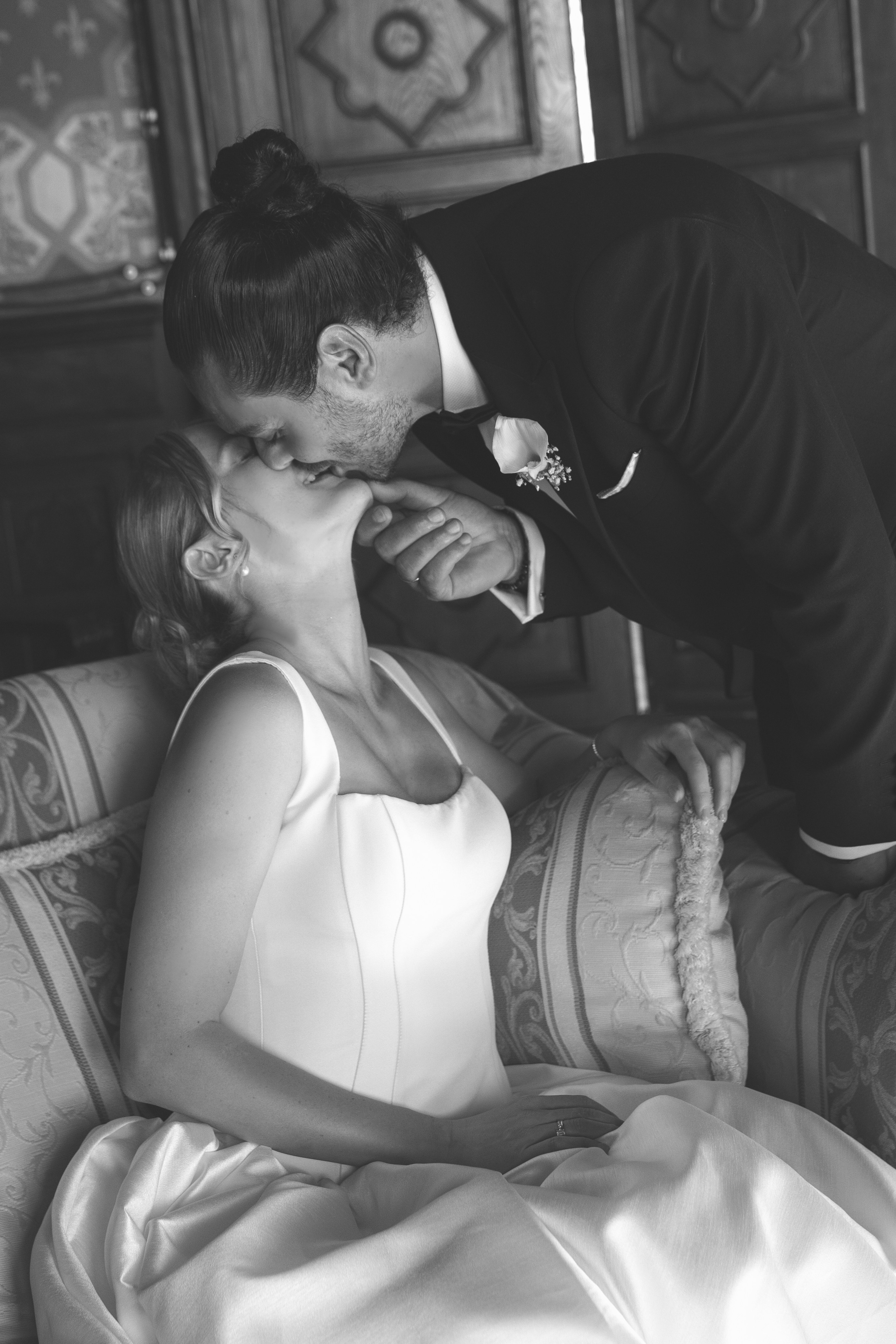 Anika & Ilyes. Wedding photographer from Germany | Shoots in Zurich, Dubai & worldwide