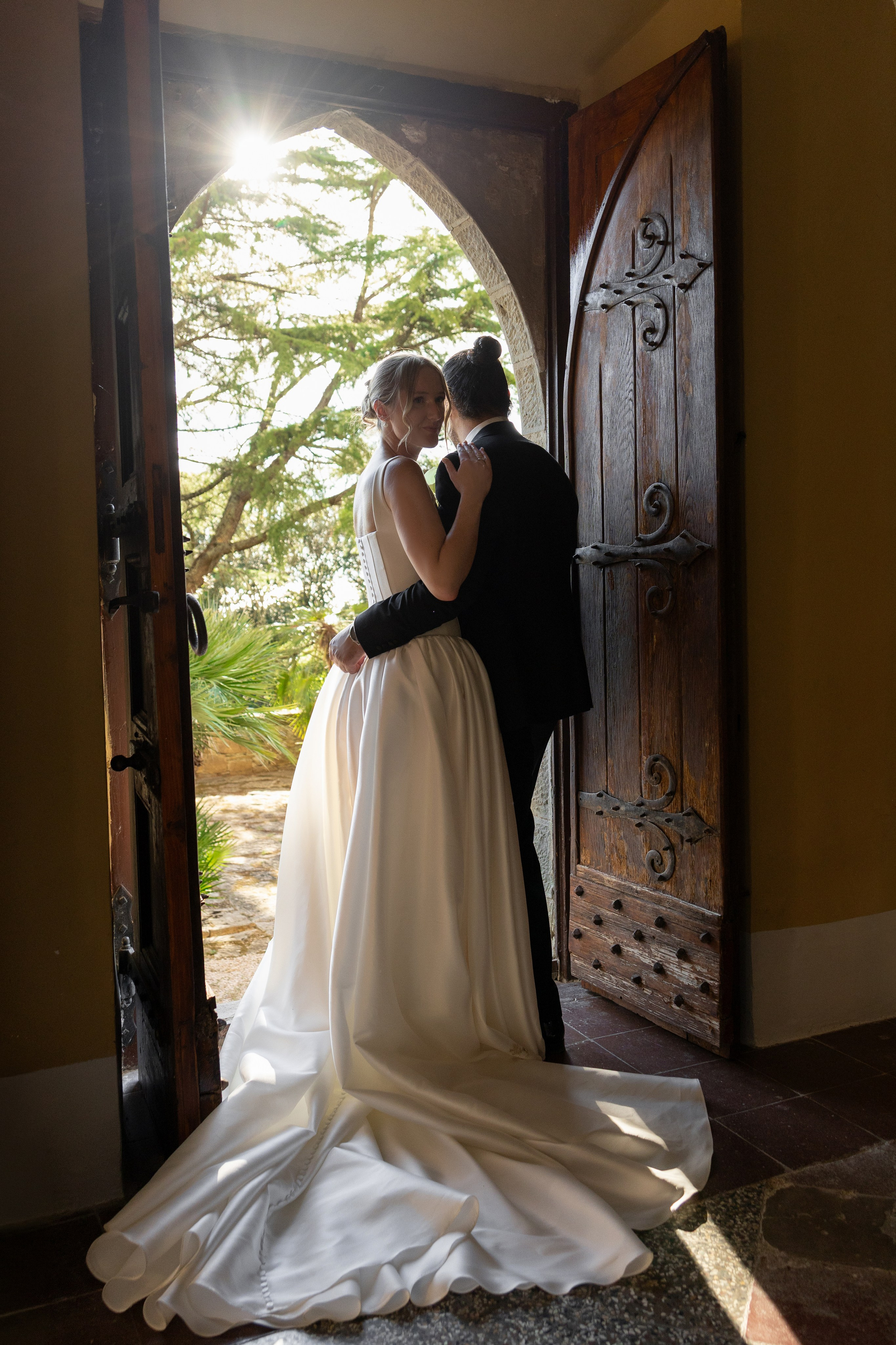 Anika & Ilyes. Wedding photographer from Germany | Shoots in Zurich, Dubai & worldwide