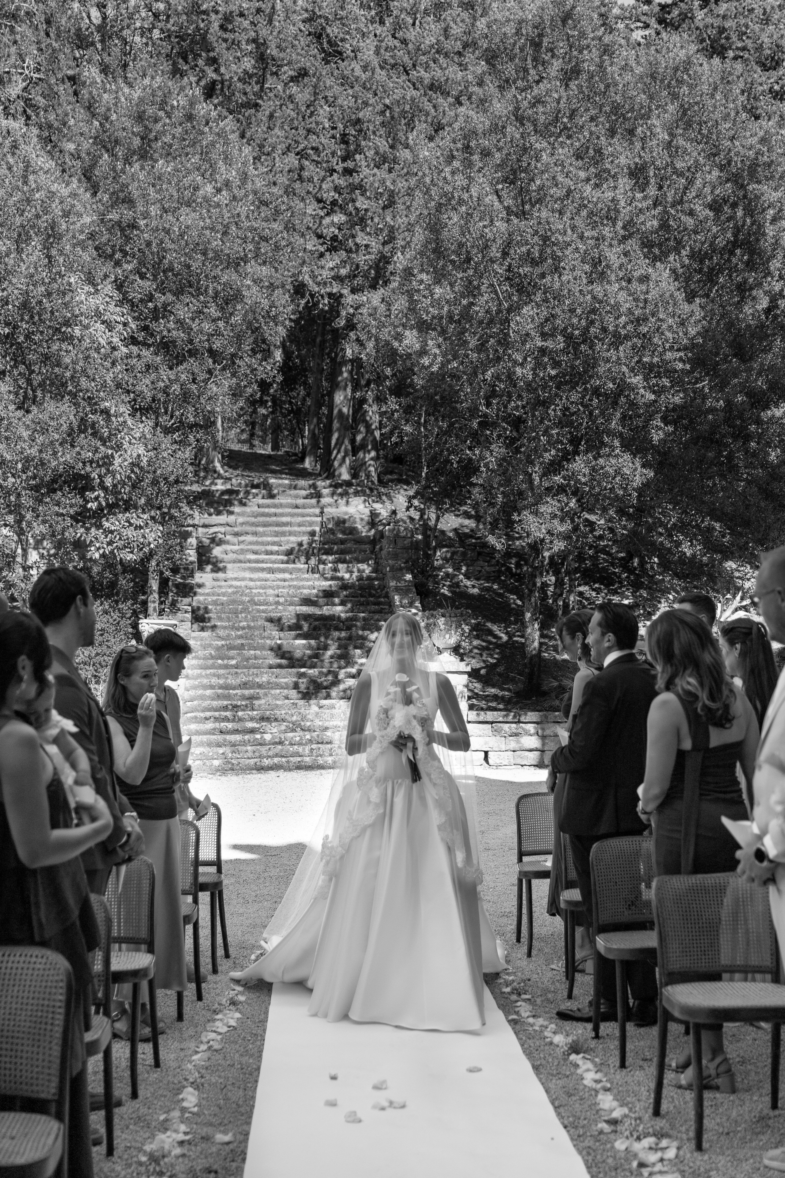 Anika & Ilyes. Wedding photographer from Germany | Shoots in Zurich, Dubai & worldwide