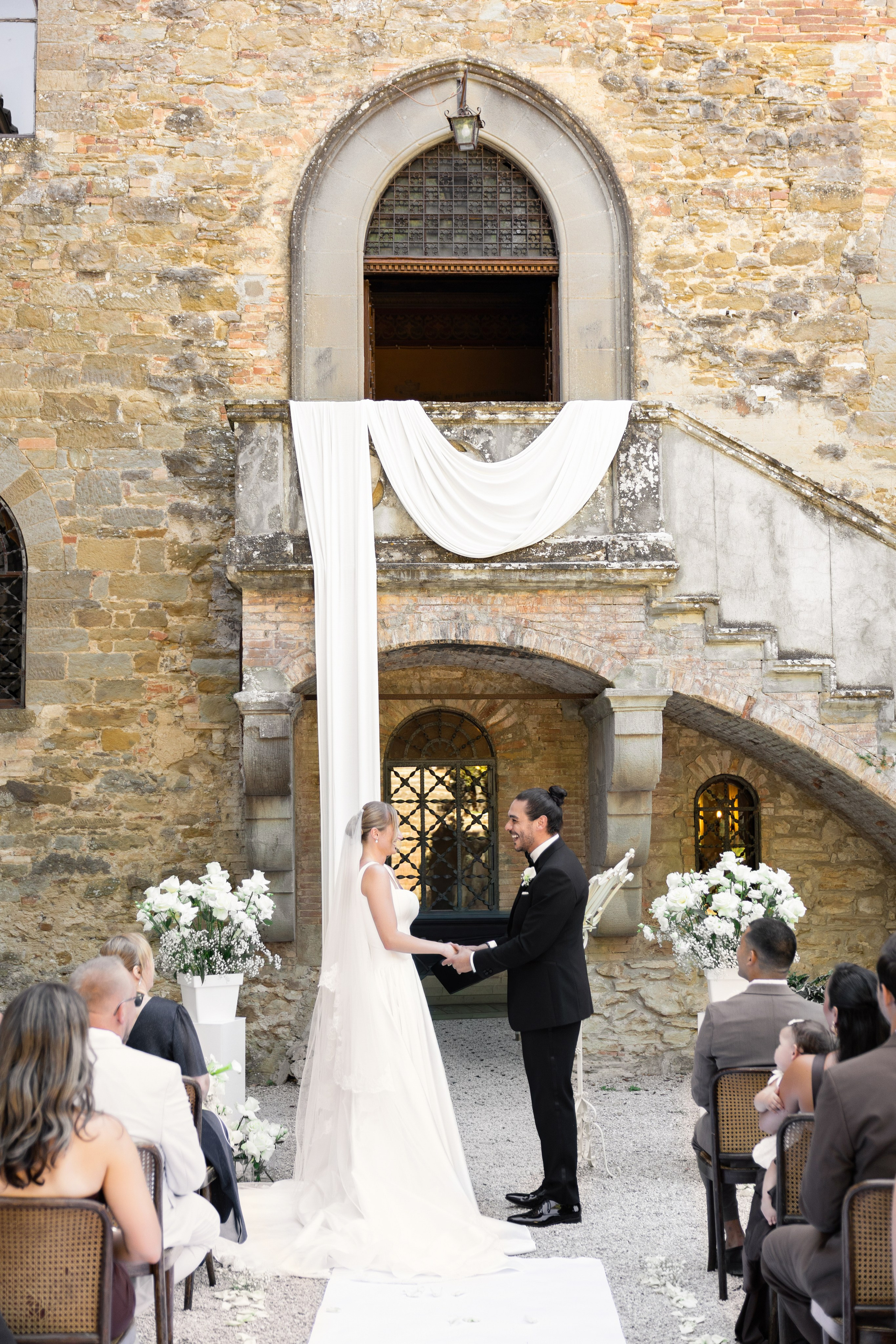 Anika & Ilyes. Wedding photographer from Germany | Shoots in Zurich, Dubai & worldwide