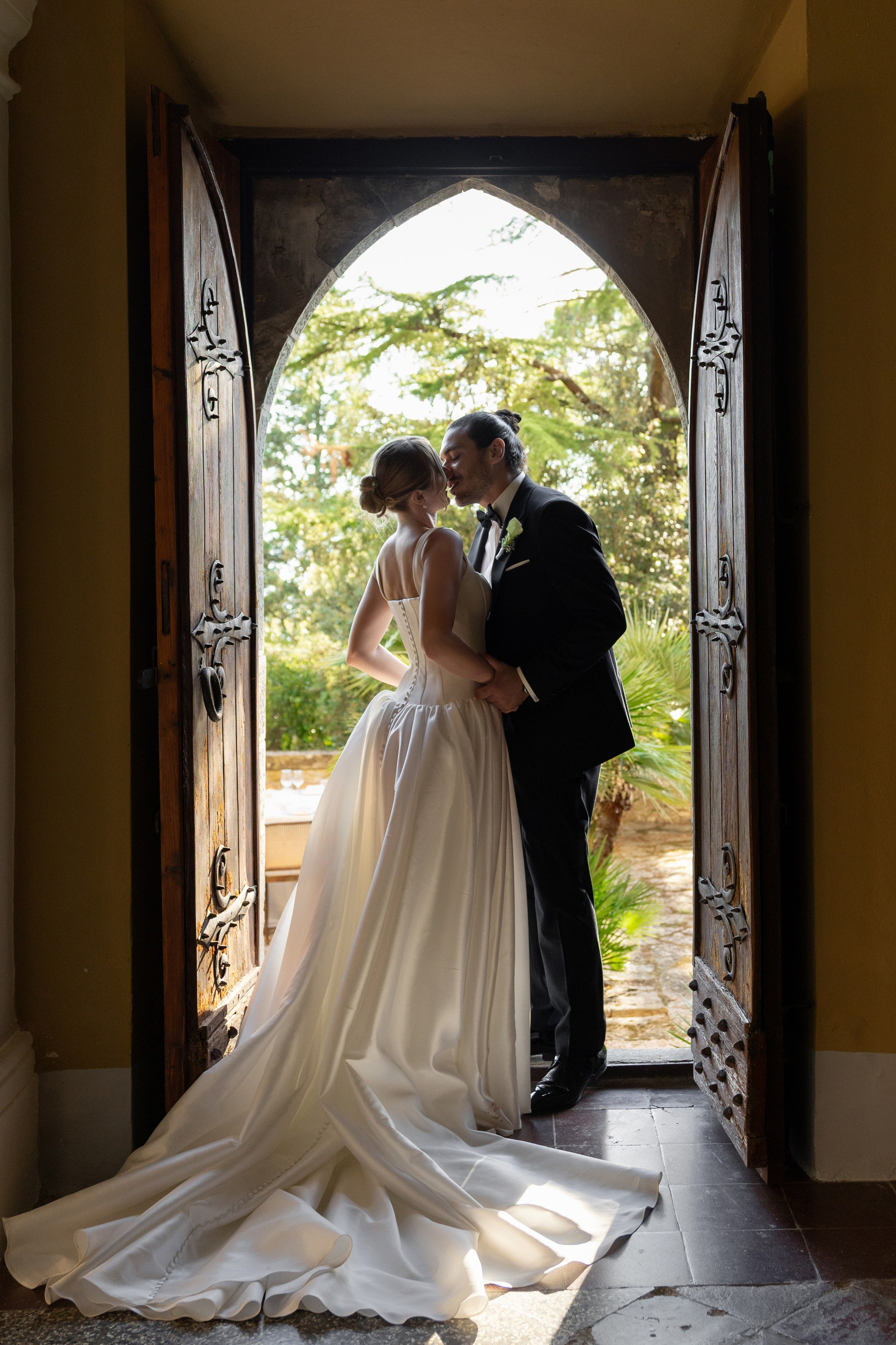 Anika & Ilyes. Wedding photographer from Germany | Shoots in Zurich, Dubai & worldwide