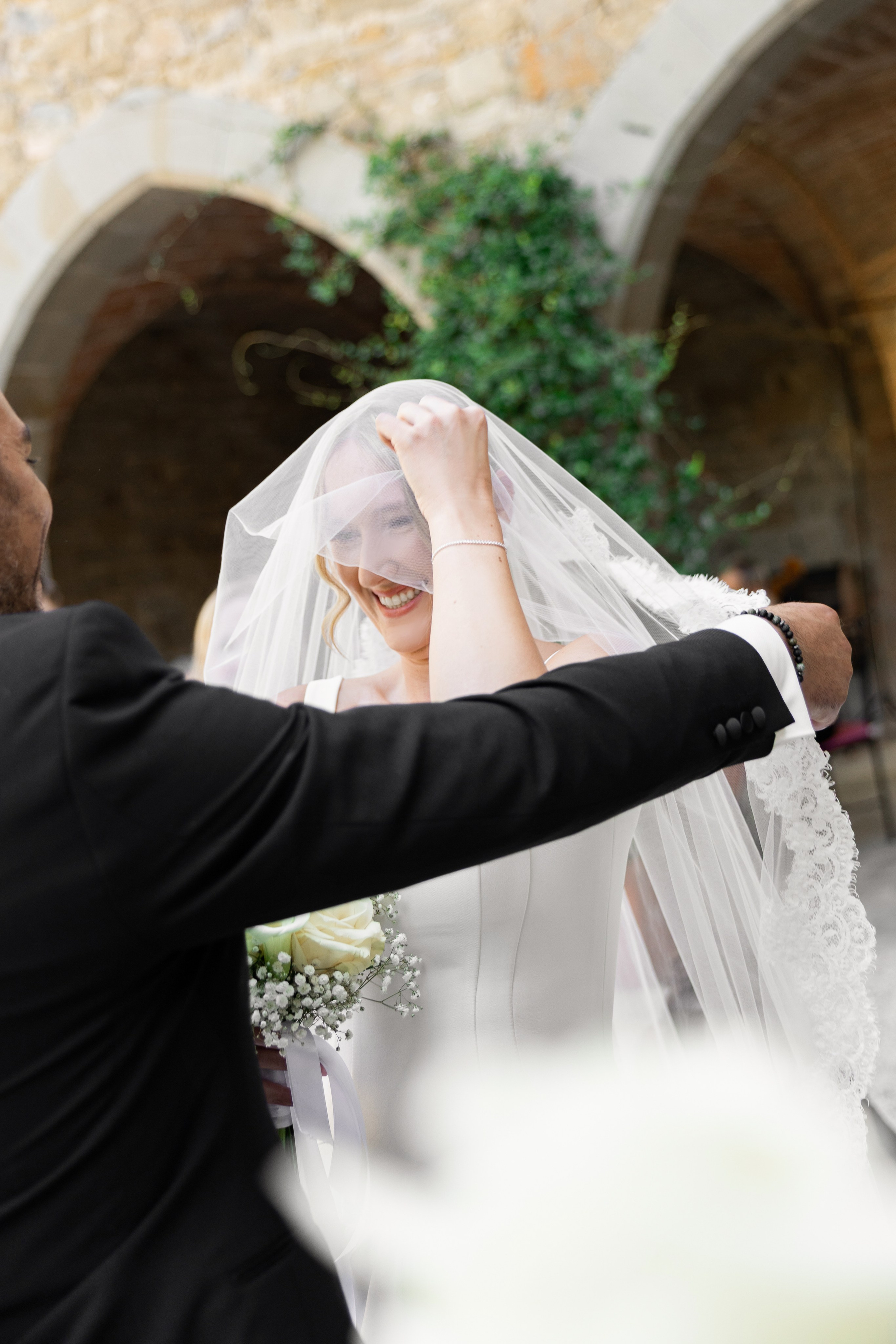 Anika & Ilyes. Wedding photographer from Germany | Shoots in Zurich, Dubai & worldwide