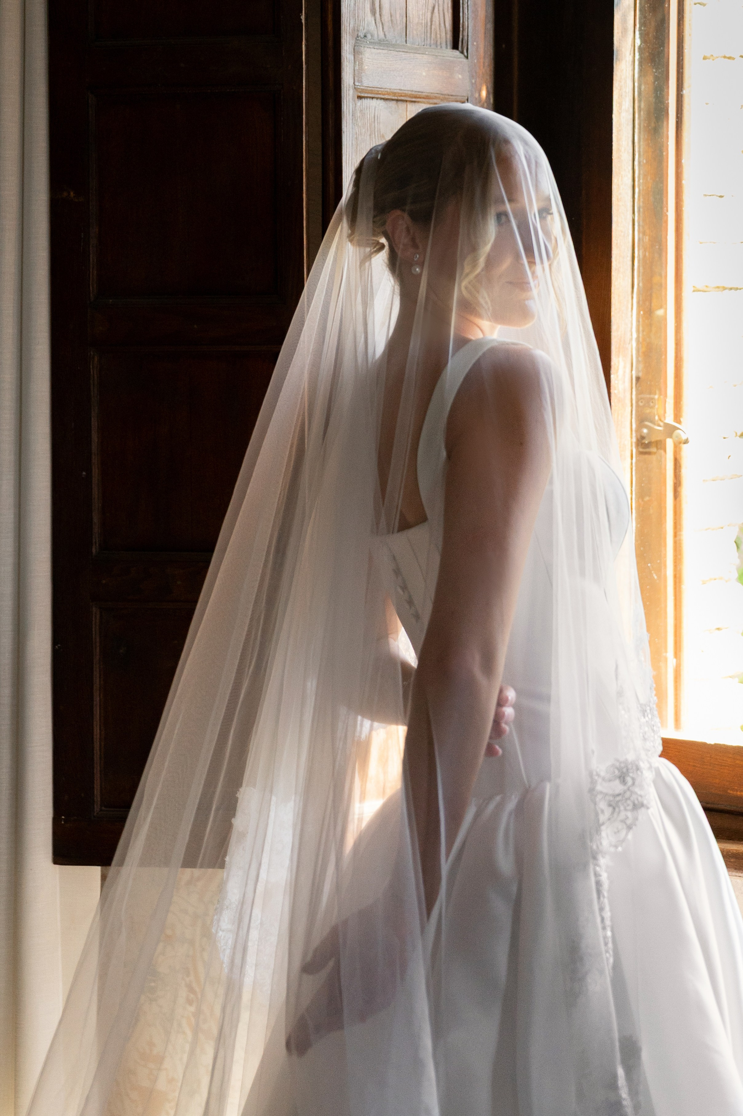 Anika & Ilyes. Wedding photographer from Germany | Shoots in Zurich, Dubai & worldwide