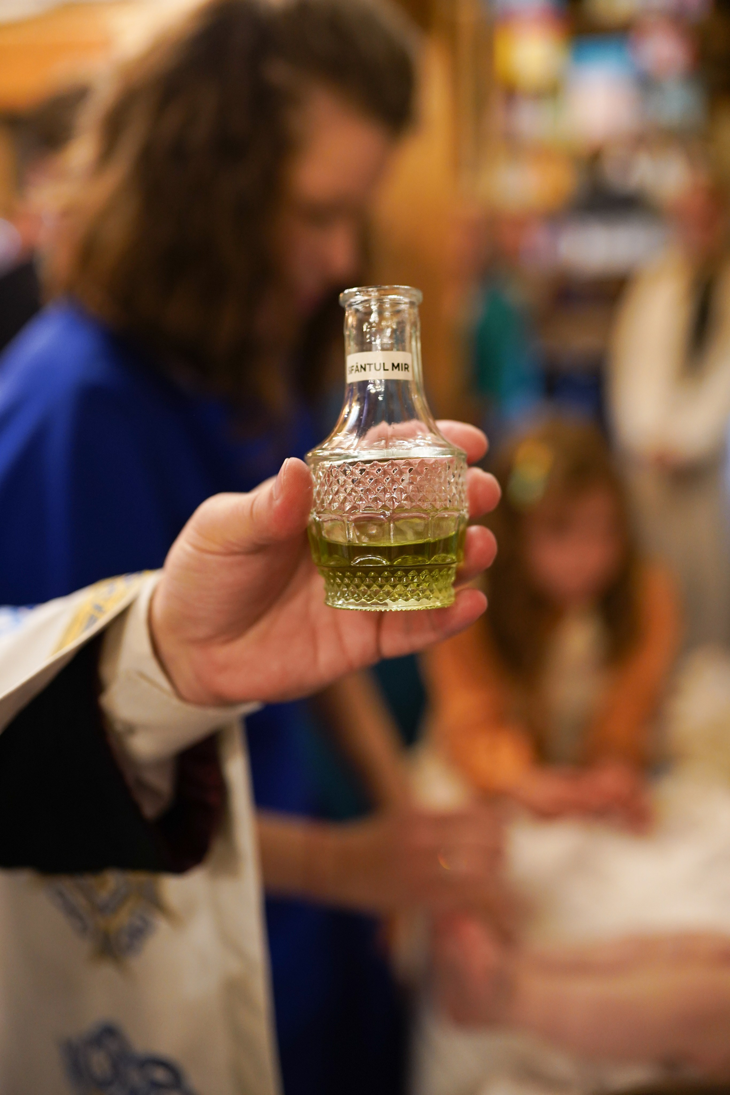 Fotografie de Eveniment Brașov: Povești Vizuale | Mădălina Beda. Madalina Beda- Artist vizual, fotograf, doula la nastere, consultant babywearing Brasov si in toata tara