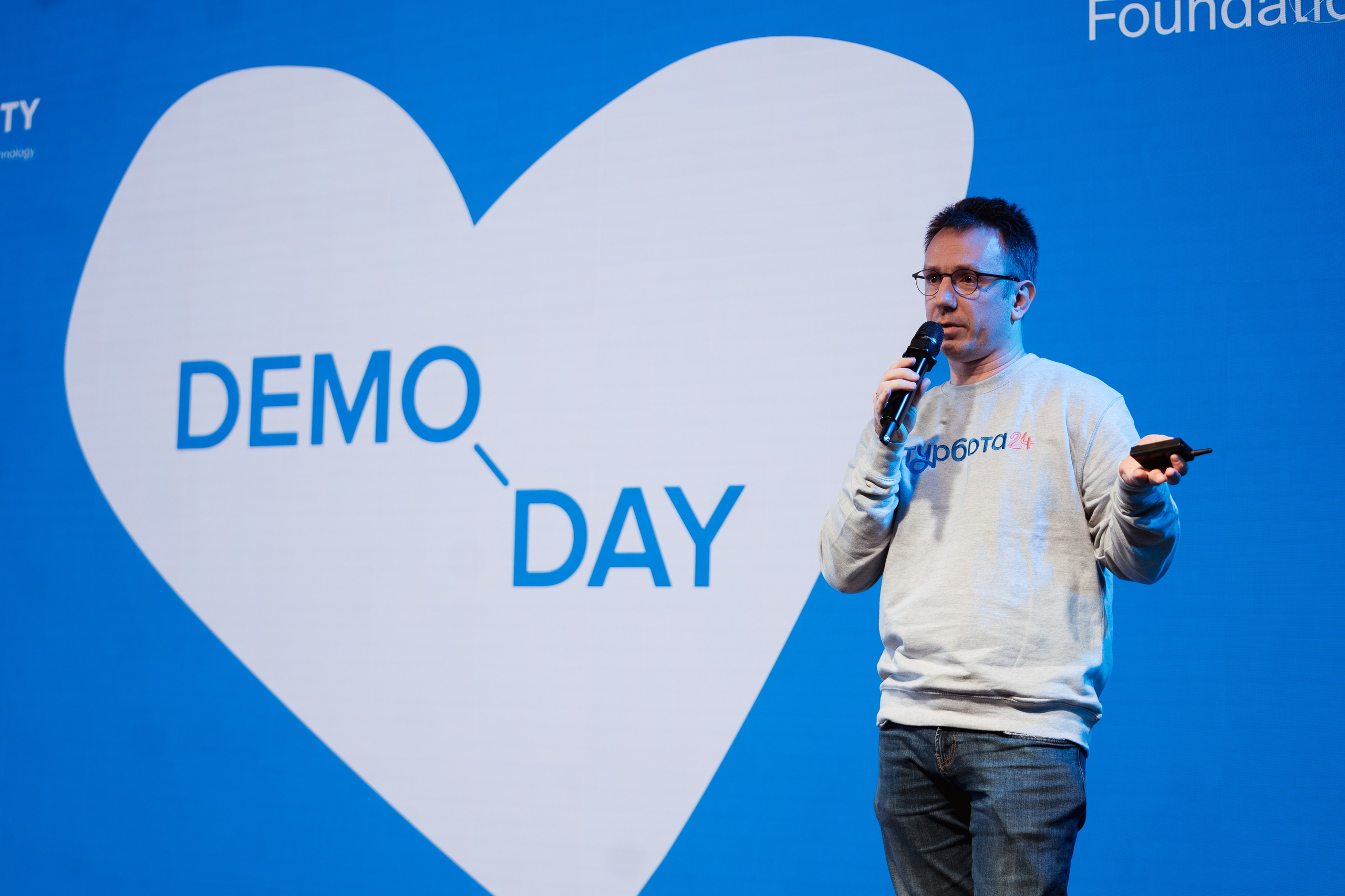 SET University GenH Demo Day. Kostiantyn Holinchenko. Reportage and portrait photographer
