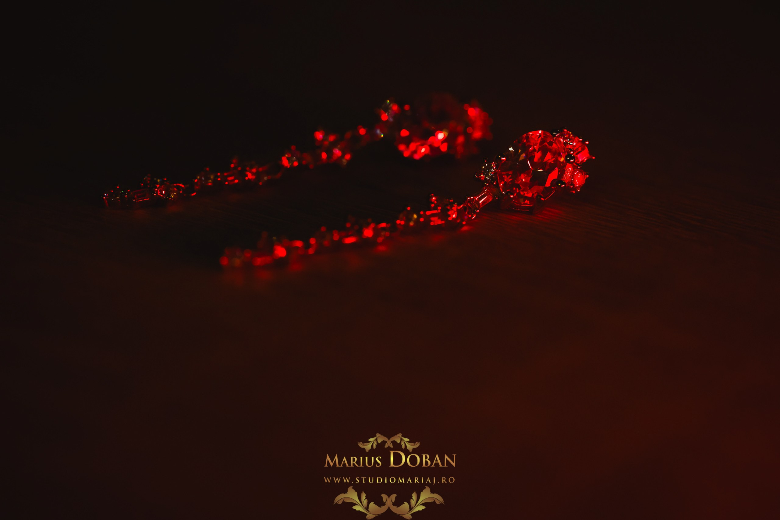 Iulia & Joszeph — preparing & details. Marius Doban