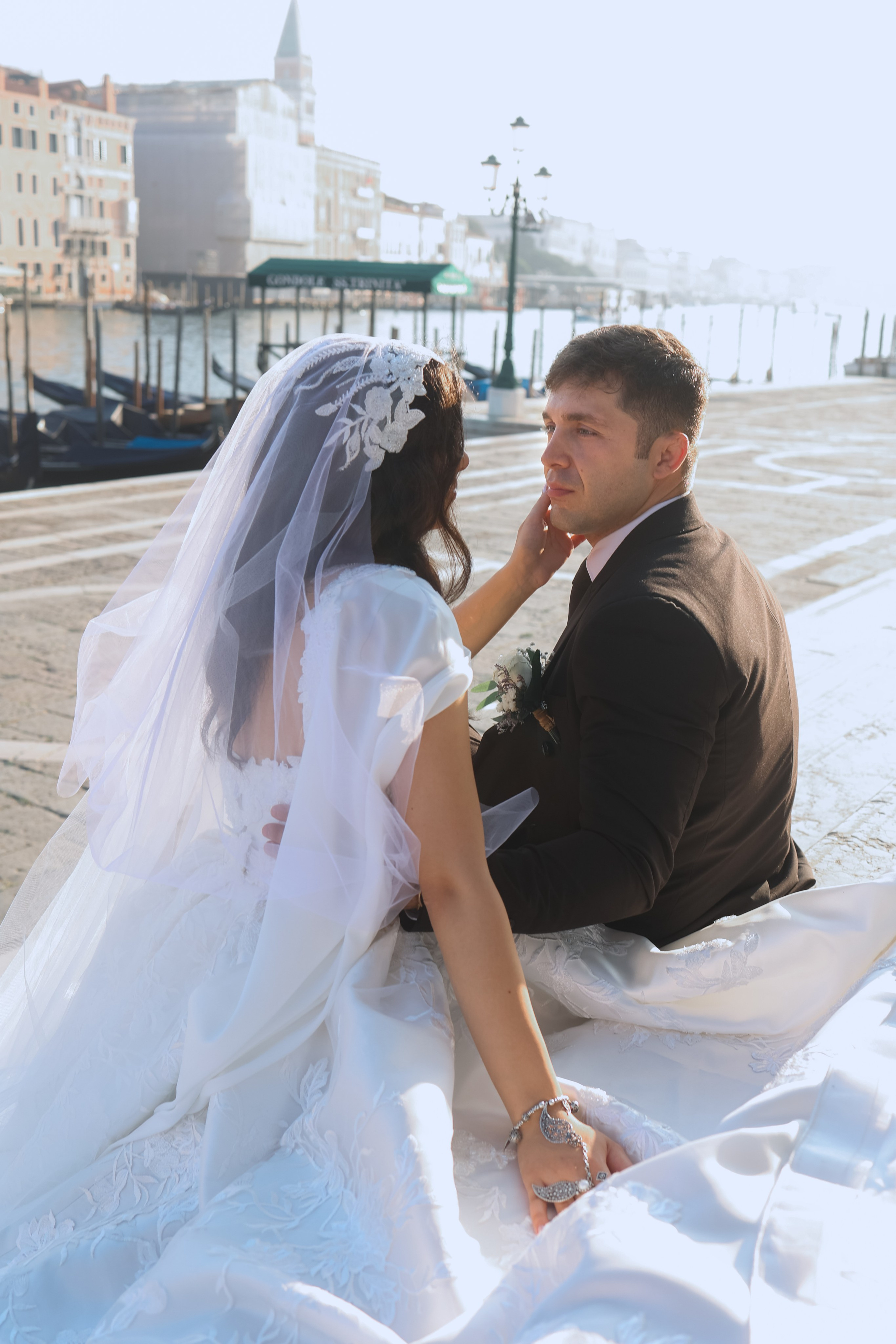 Armenian wedding at San Lazzaro degli Armeni. Photographer in Venice, Viktoria Antonova