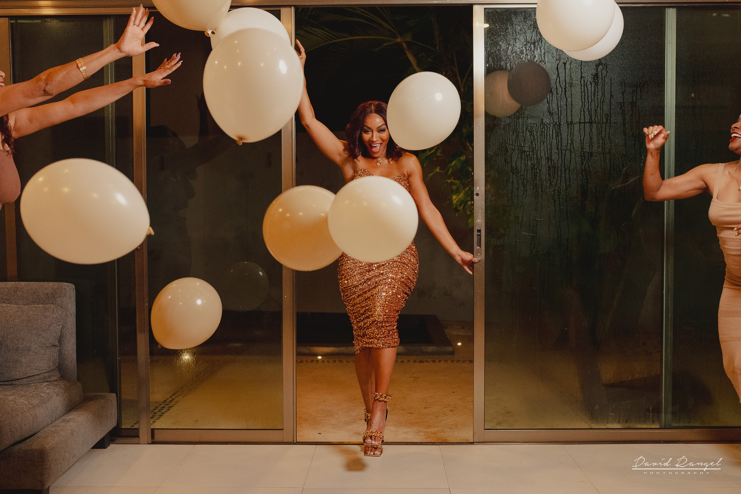 Bachelorette. Destination wedding photographer based in Cancun and Riviera Maya with service worldwide