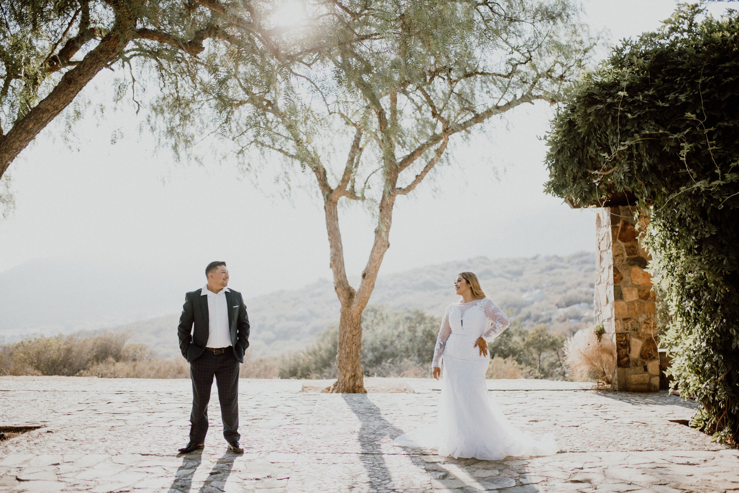 Arturo & Lizbeth (Save The Date). Alex Martínez Fotógrafo | Bodas, retratos y eventos en Tijuana