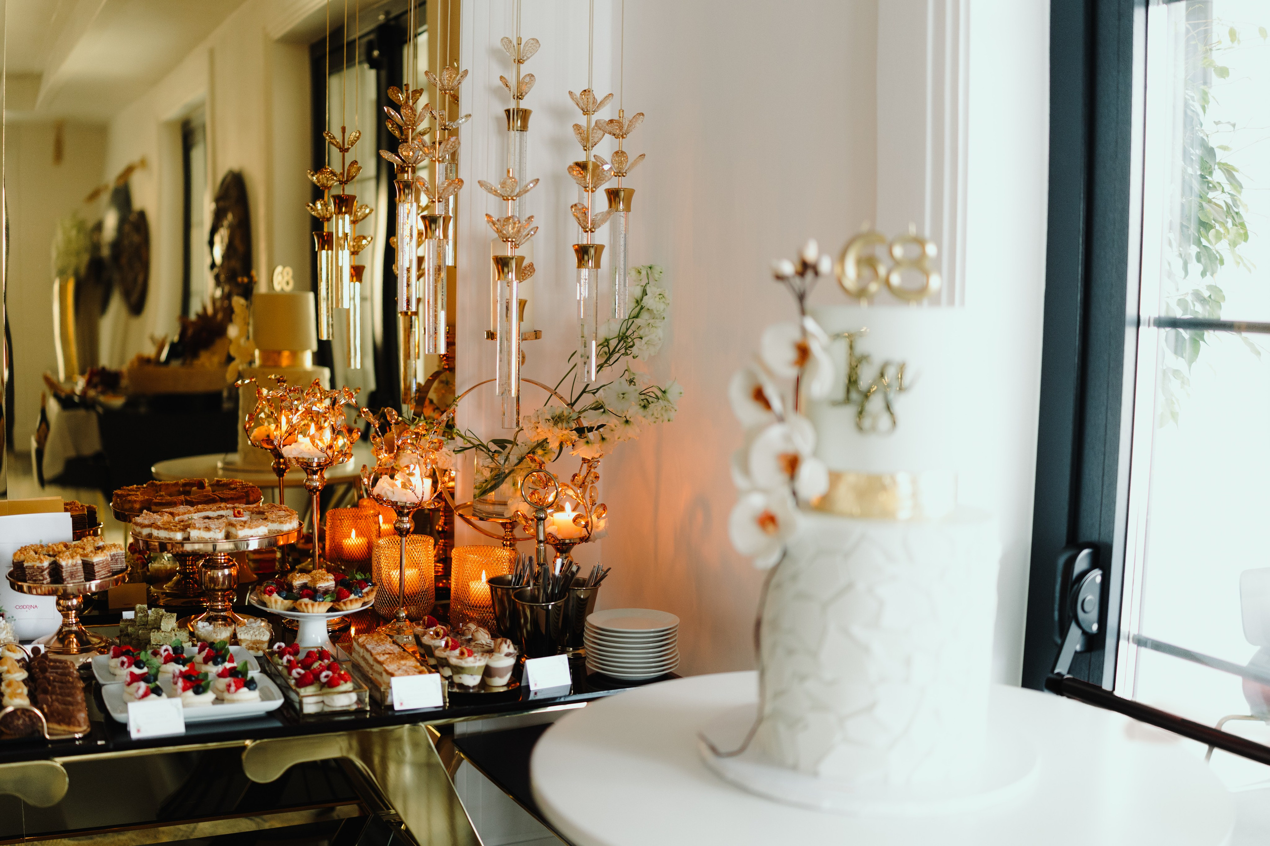 Interioare și Spații - Foto