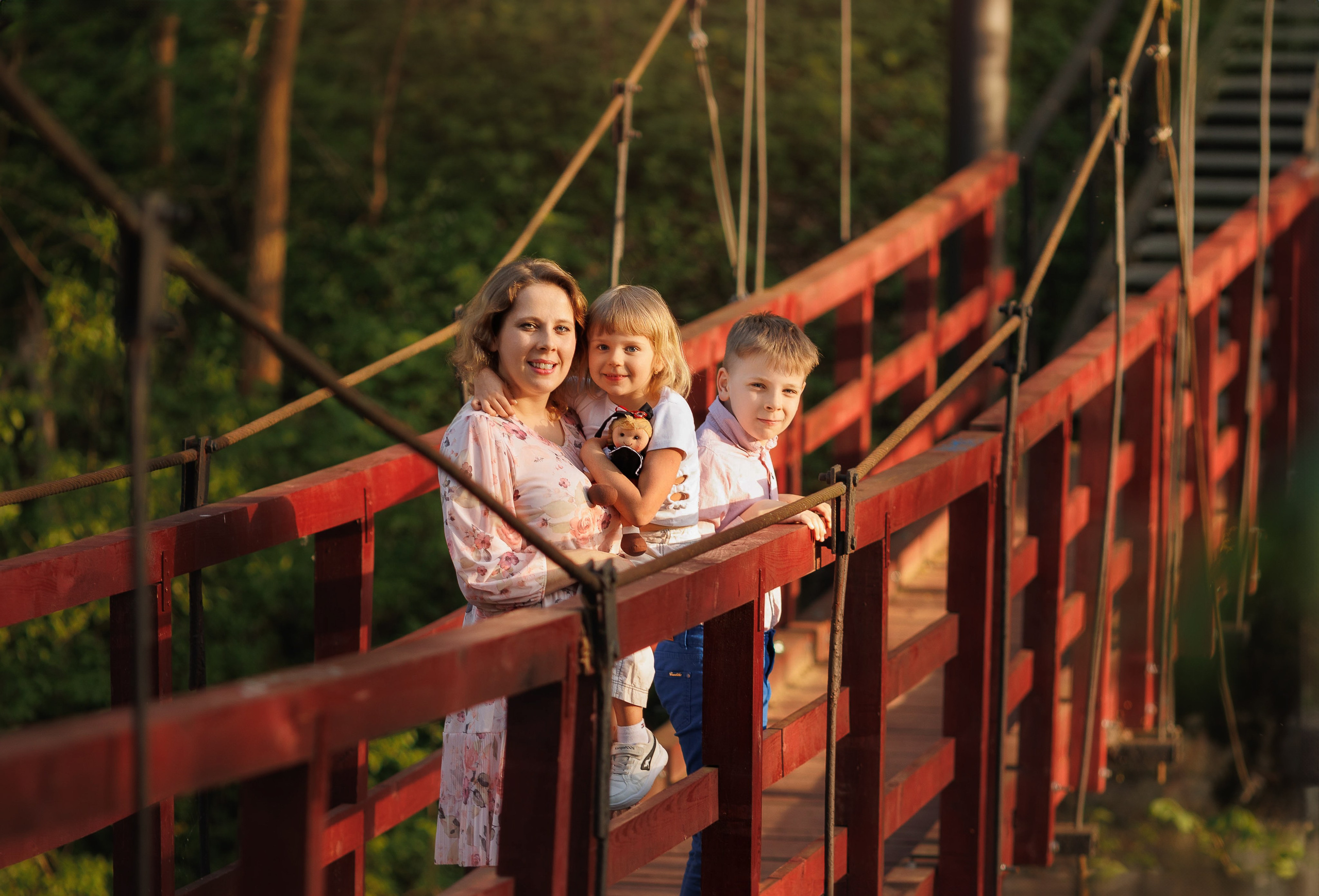 Рядом с мамой. Family photographer in Vilnuis Svetlana Naumova