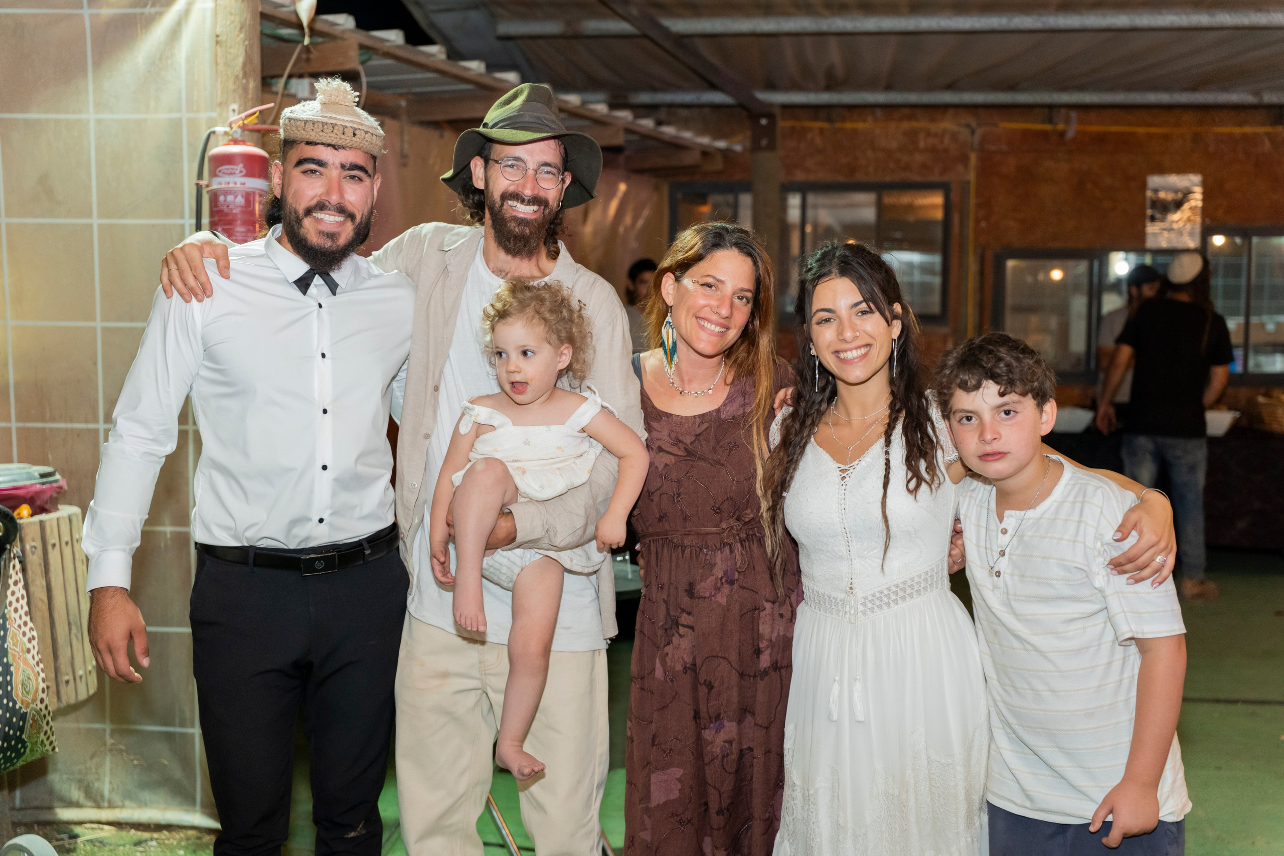 אביה ואחיה. יוסף מזרחי צילום חתונה, ברית וזוגיות. צלם מקצועי שאוהב להוציא אתכם הכי יפים ברגעים הכי מרגשים