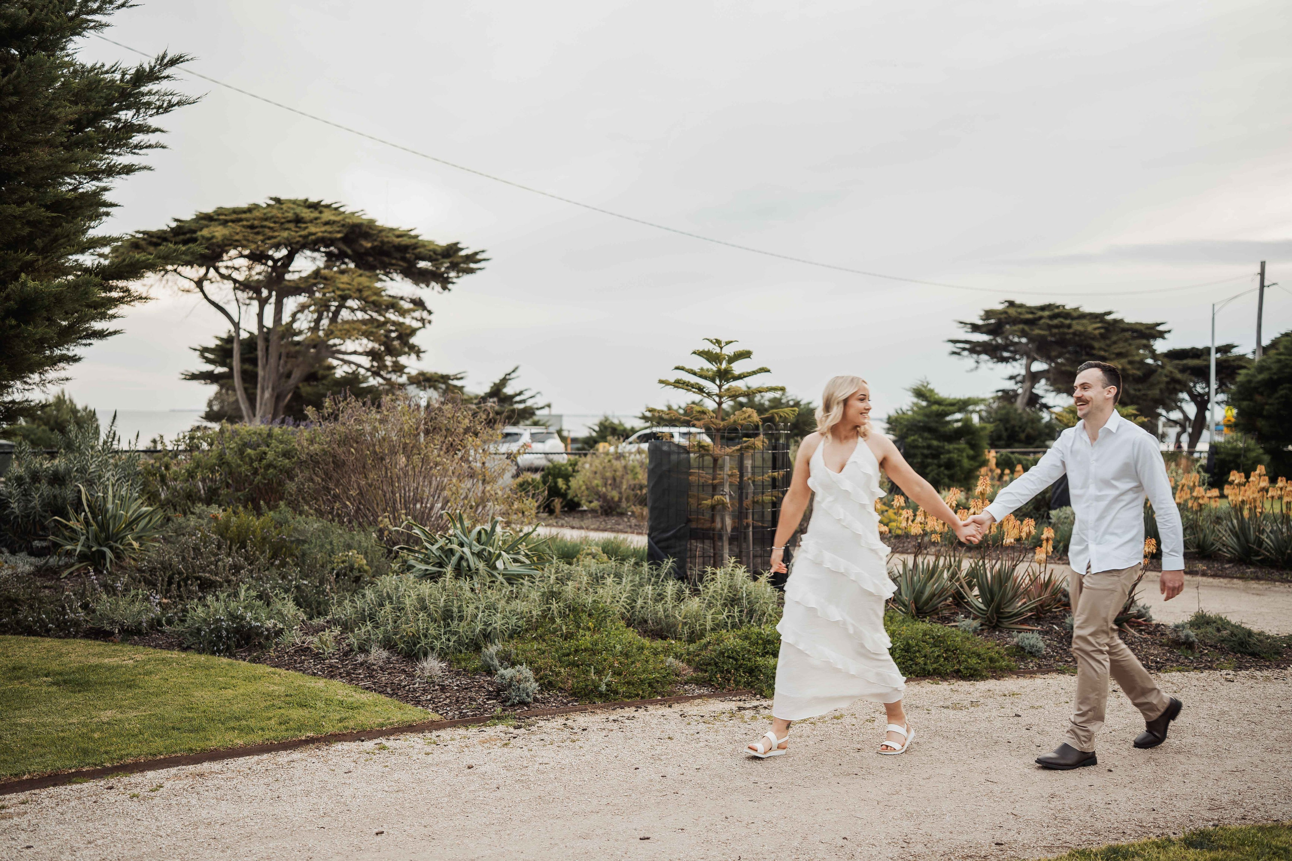 Melbourne pre-wedding photographer, engagement session Melbourne, pre-wedding shoot Victoria.