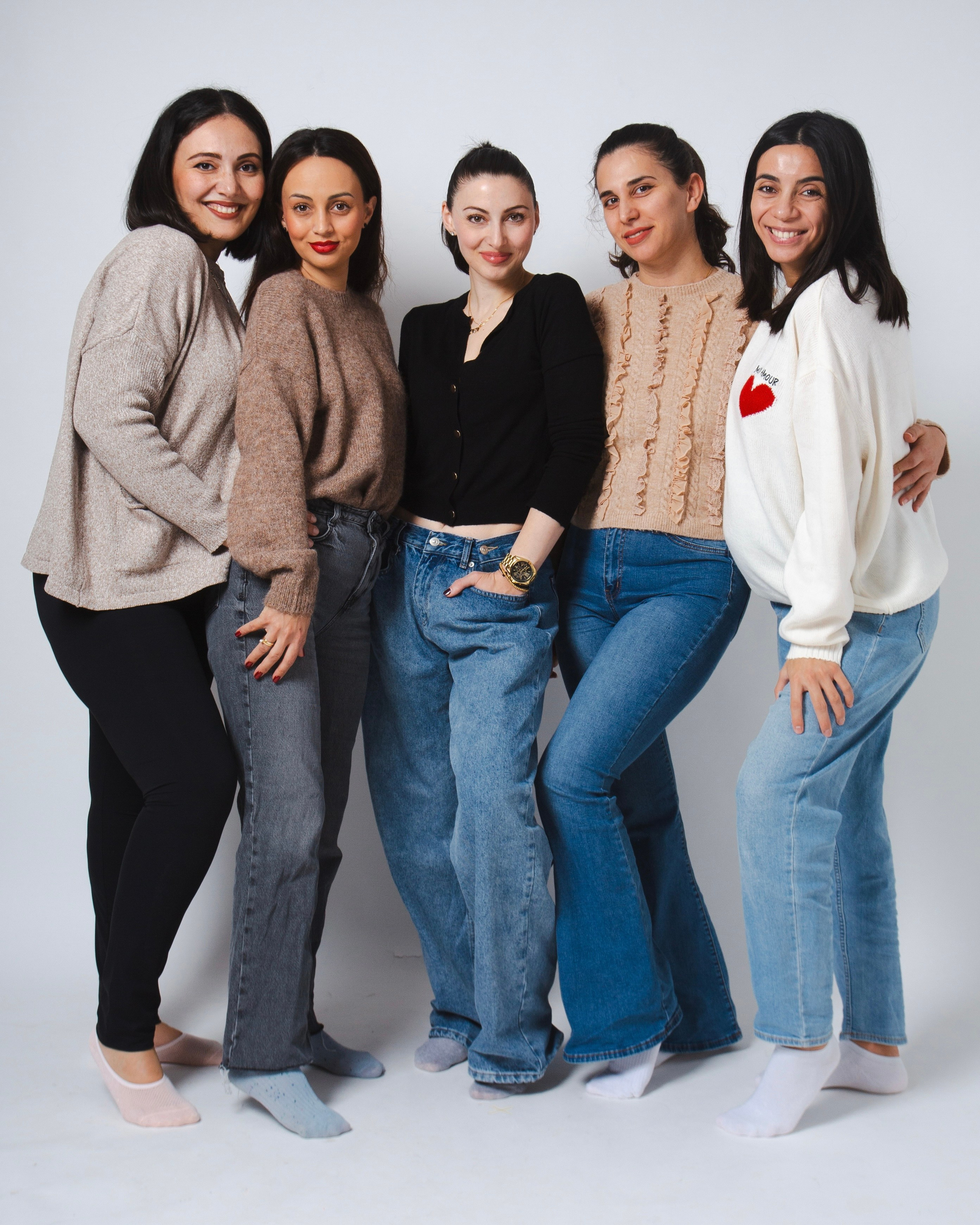 Friends, girls’ days & celebrations. Self-portrait photo studio in Paphos | SELFME