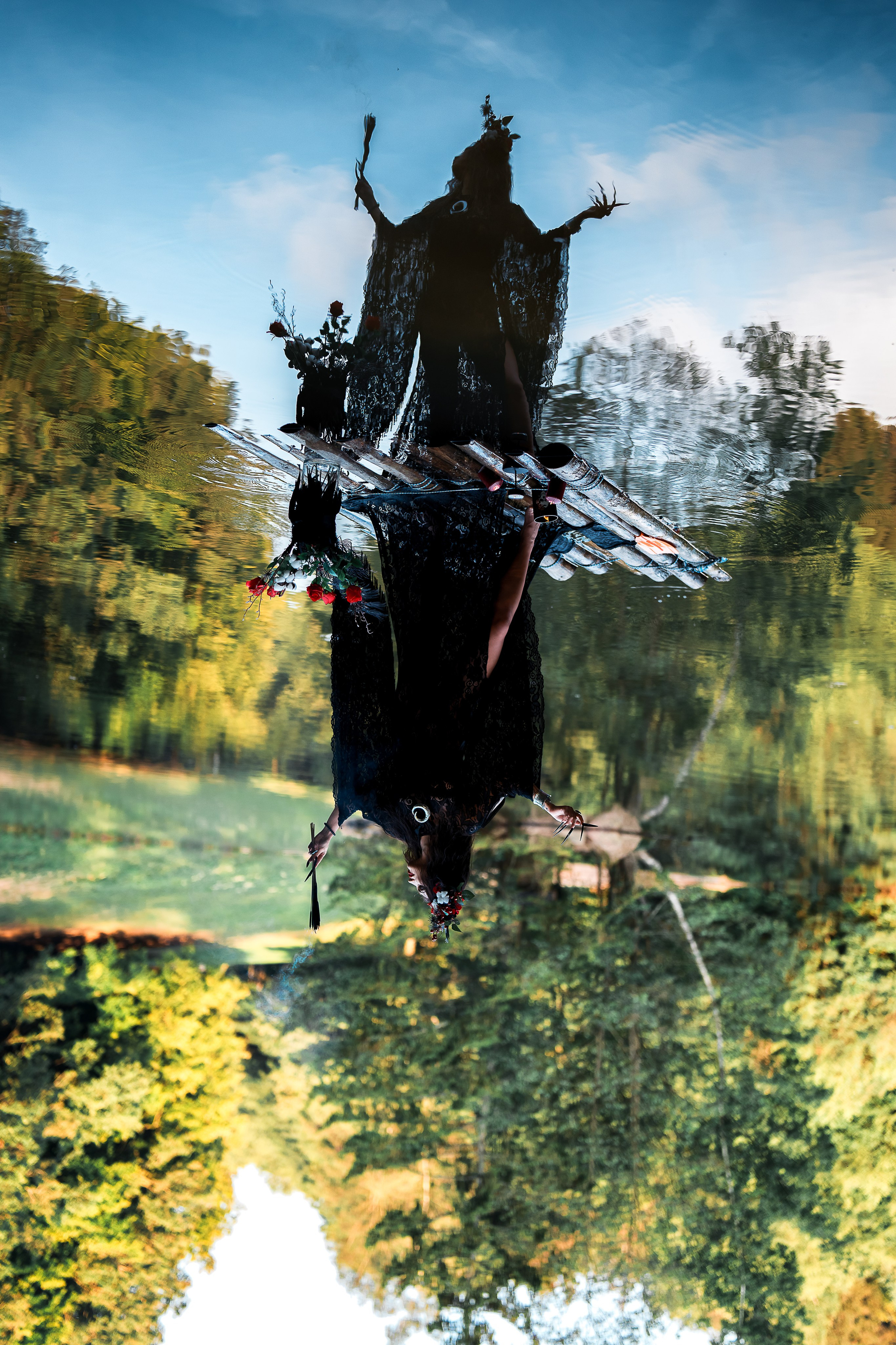 Witch at the lake. Familien, Lifestyle und Portrait Fotografin in Trier, Luxembourg