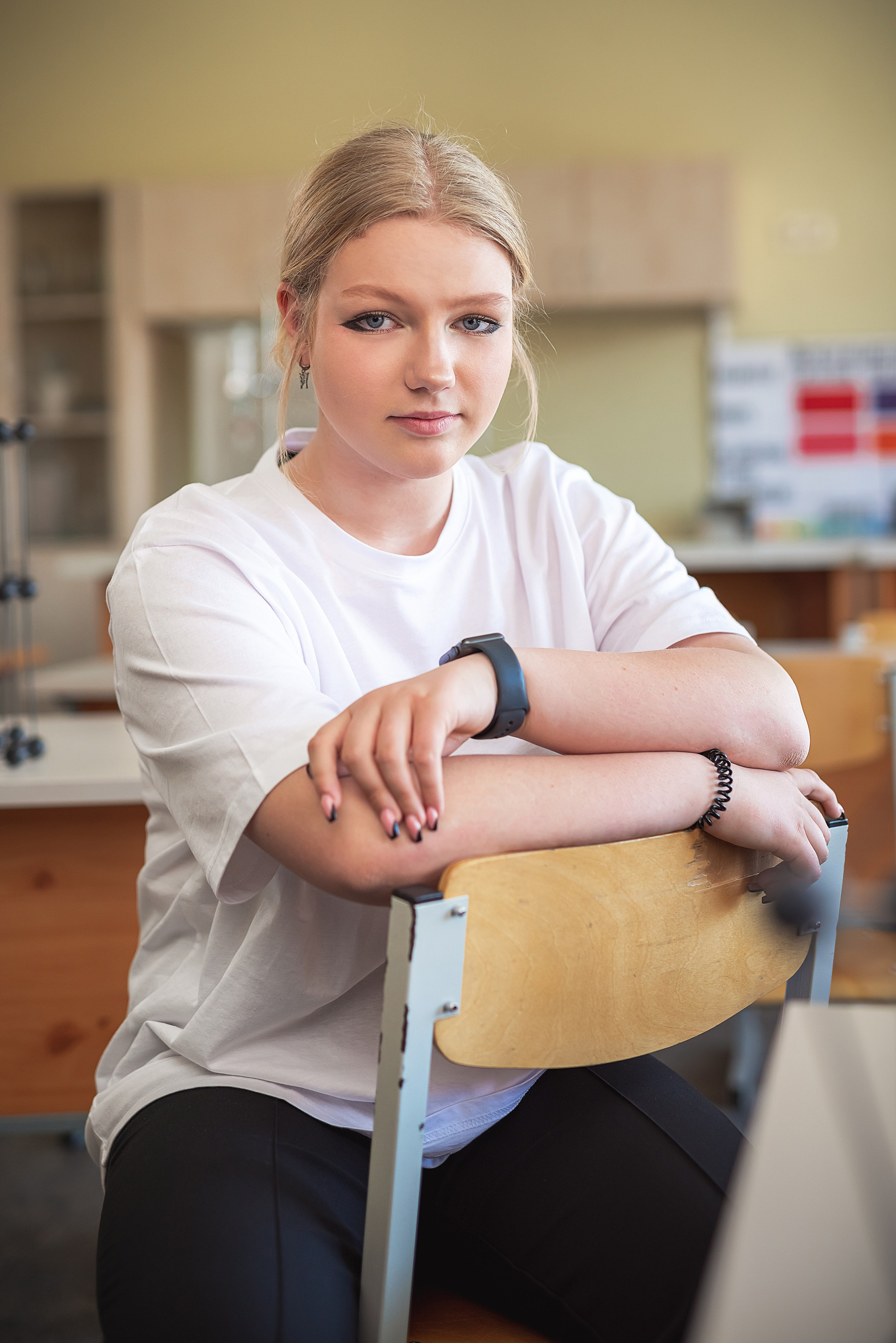 95. Vidusskola, 9 Klase. Fotogrāfs Rīgā. Gīmenes, individuālās un dažādu produktu fotosesijas