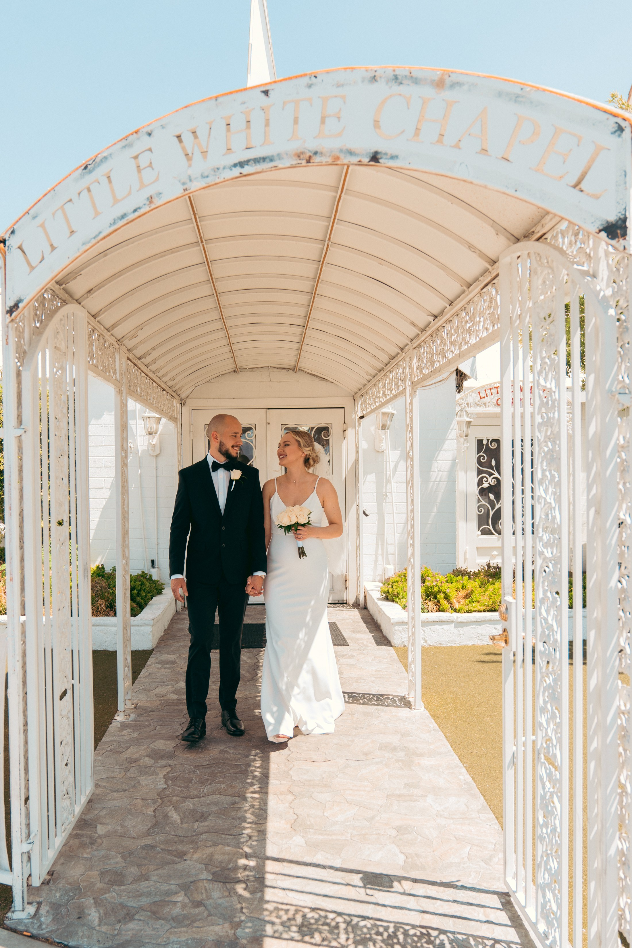 Oksana&Ivan. Wedding & elopement photographer Viktoriya Kravtsov. Las Vegas