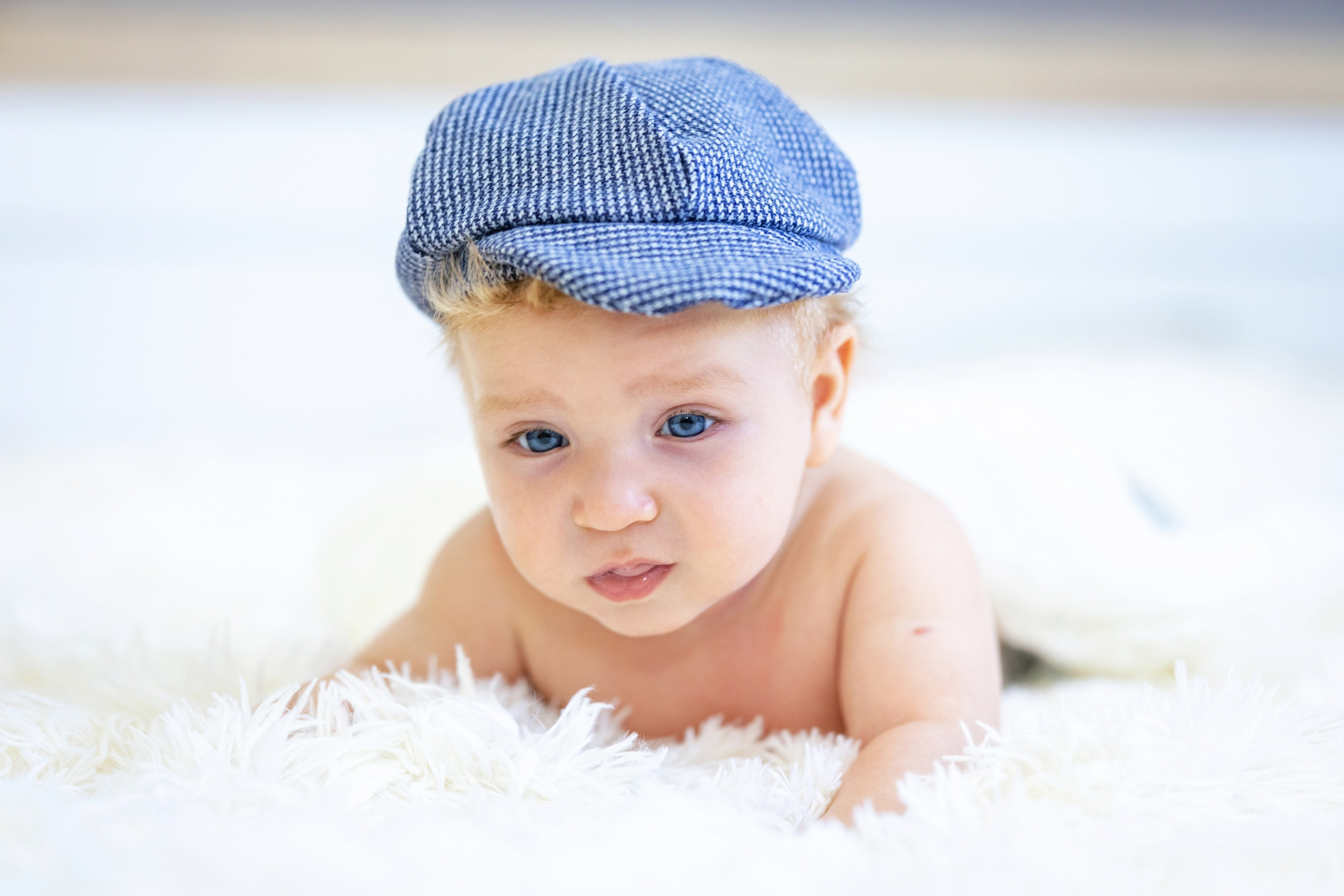 Eric Ionut. Moments By Gub