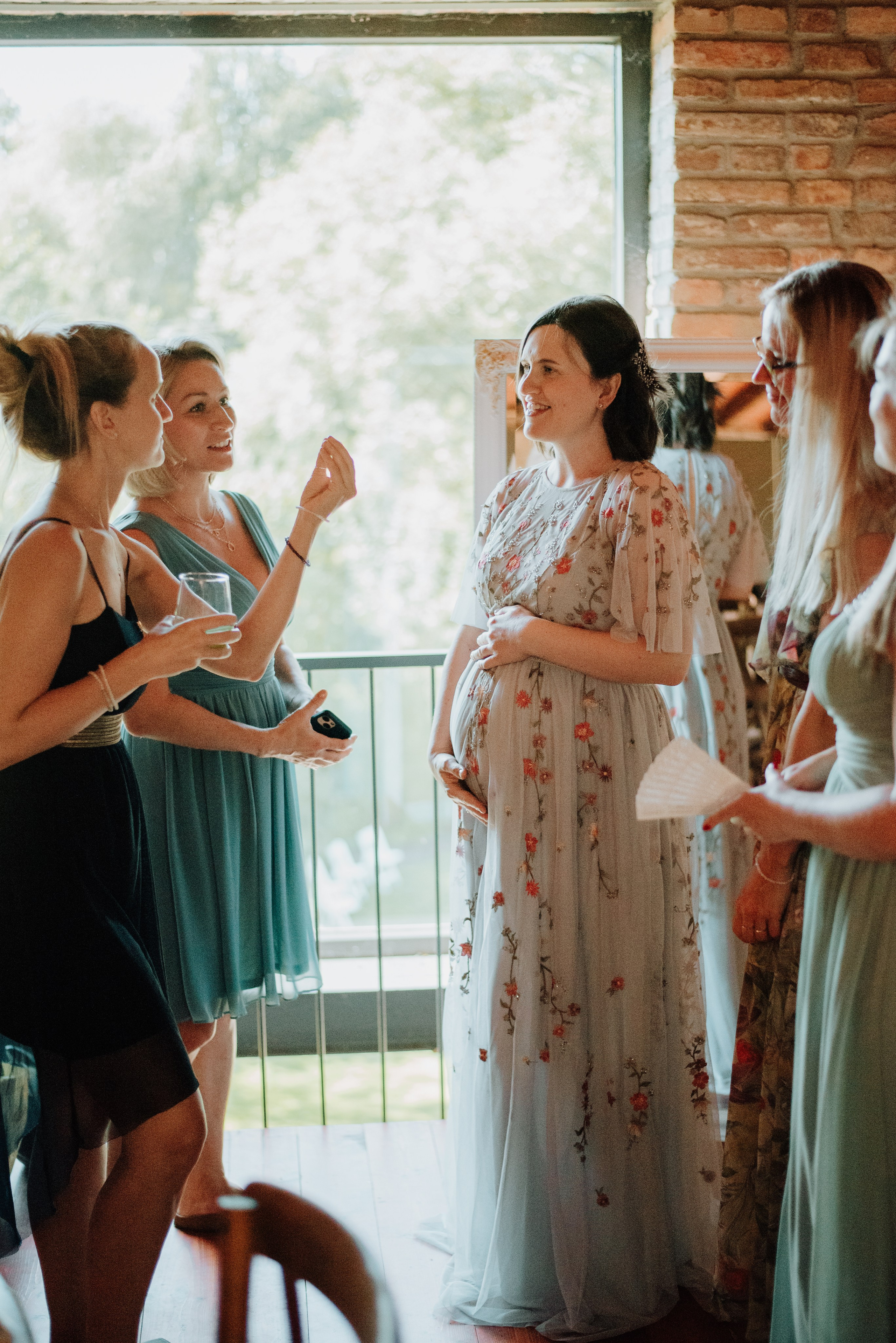 Czech and Portugal Photographer. Lifestyle, wedding and family photographer