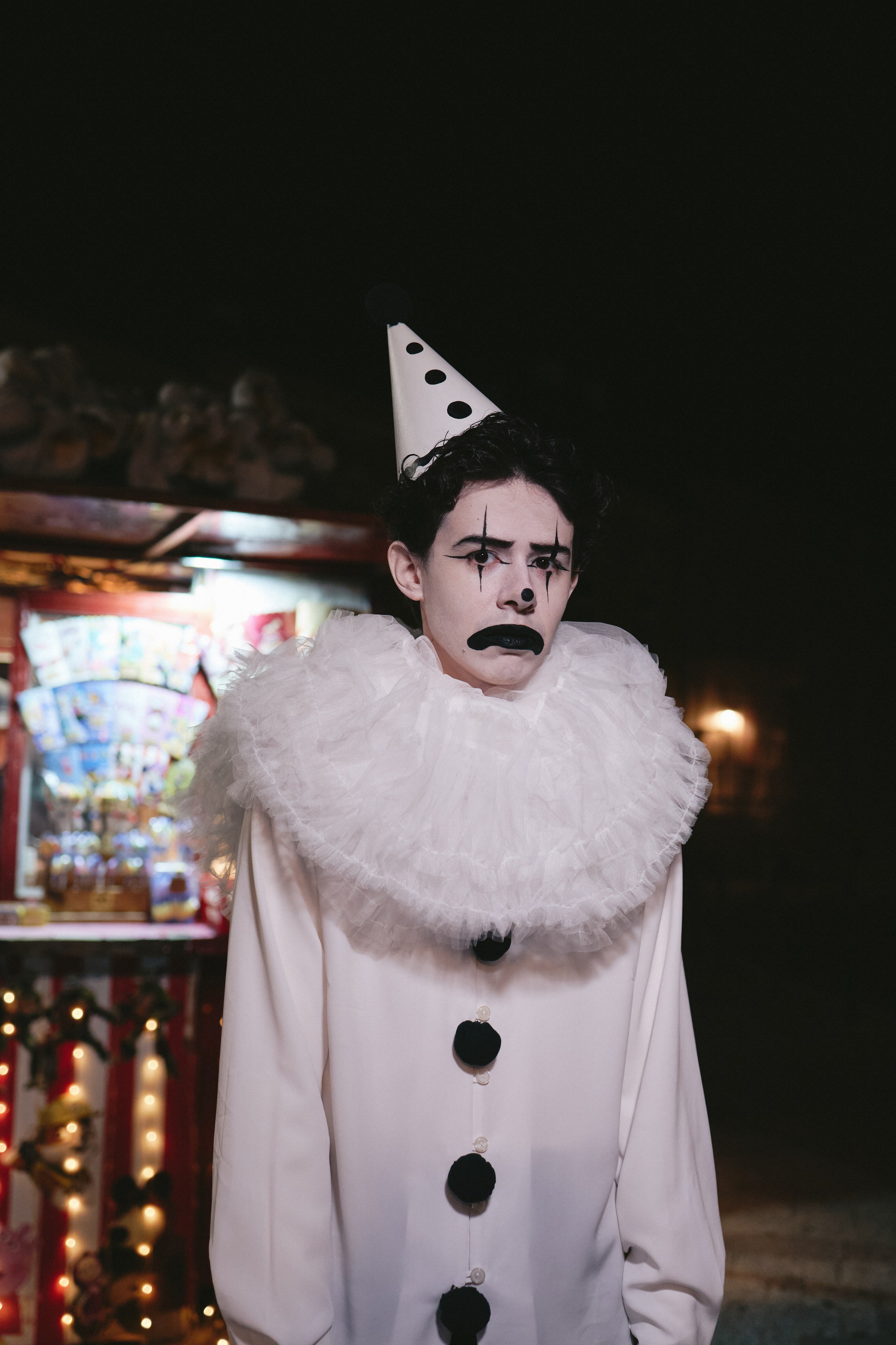 Маска и личность | Концептуальная фотосессия клоуна в Нови Саде. Анастасия Еремина | Фотограф в Сербии | Персональные и бизнес-фотосессии в Белграде и Нови Саде