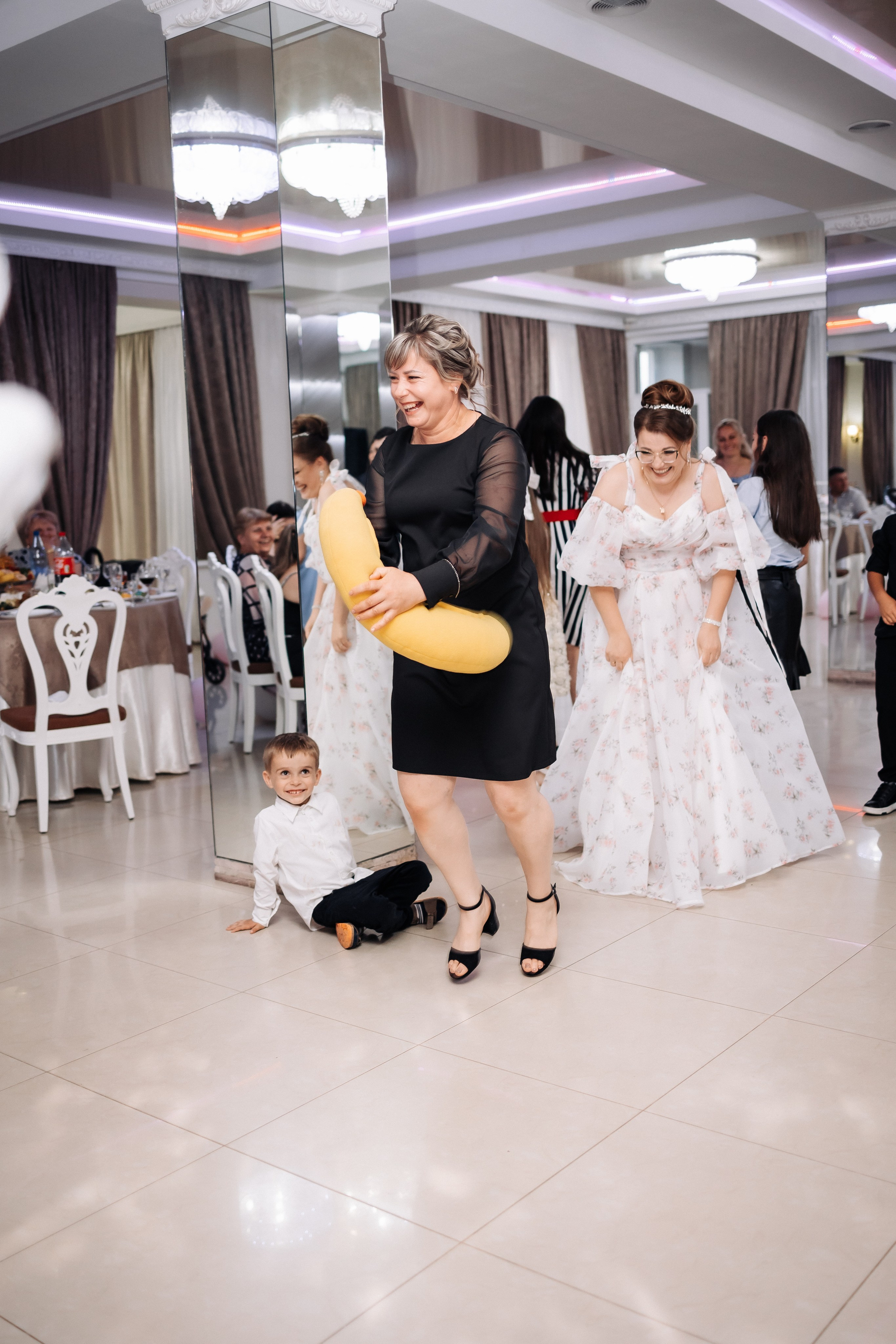 Marius & Amelia. Fotograful evenimentului tău