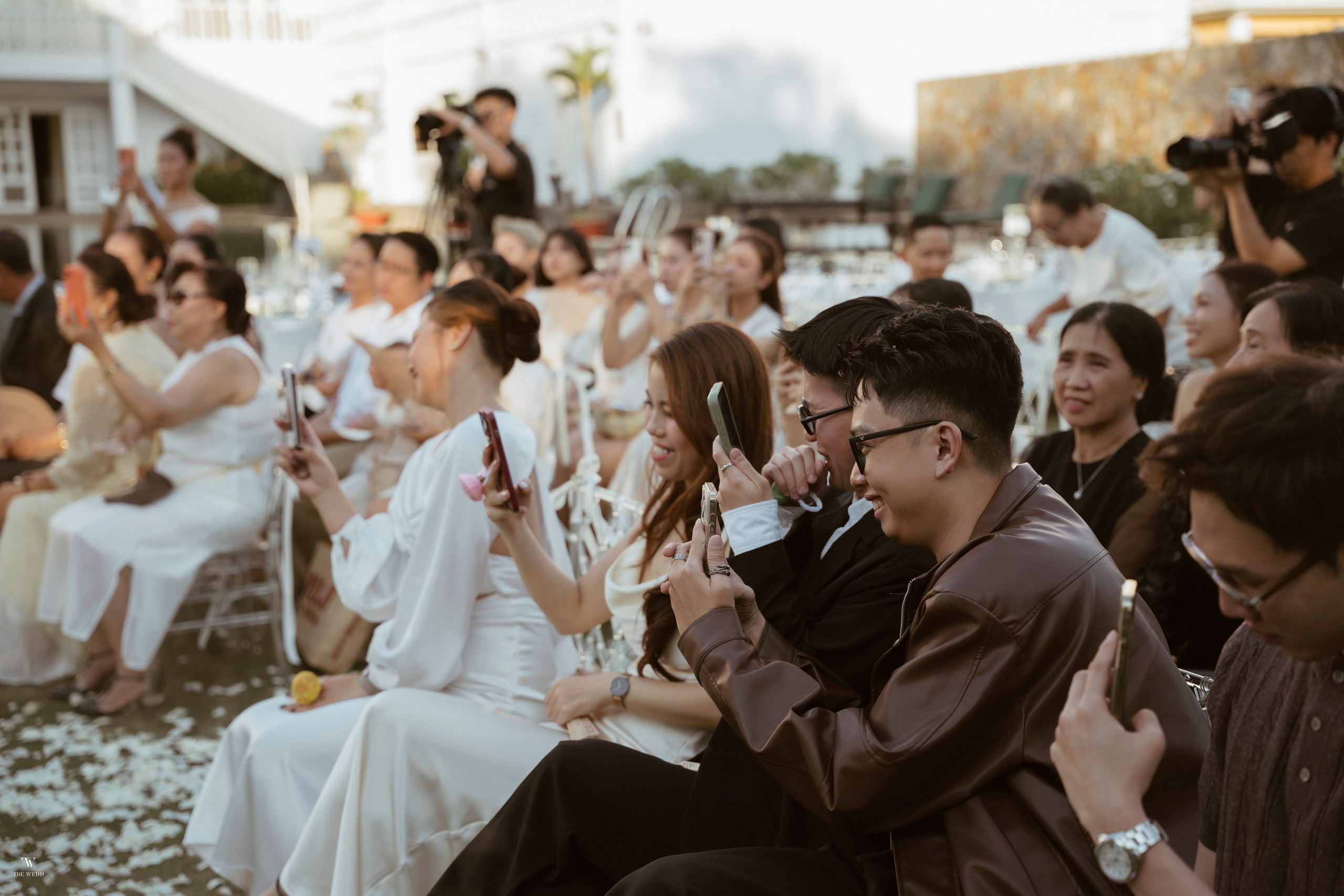 ALEX & NICOLE. WEDDING PHOTOGRAPHER IN VIETNAM