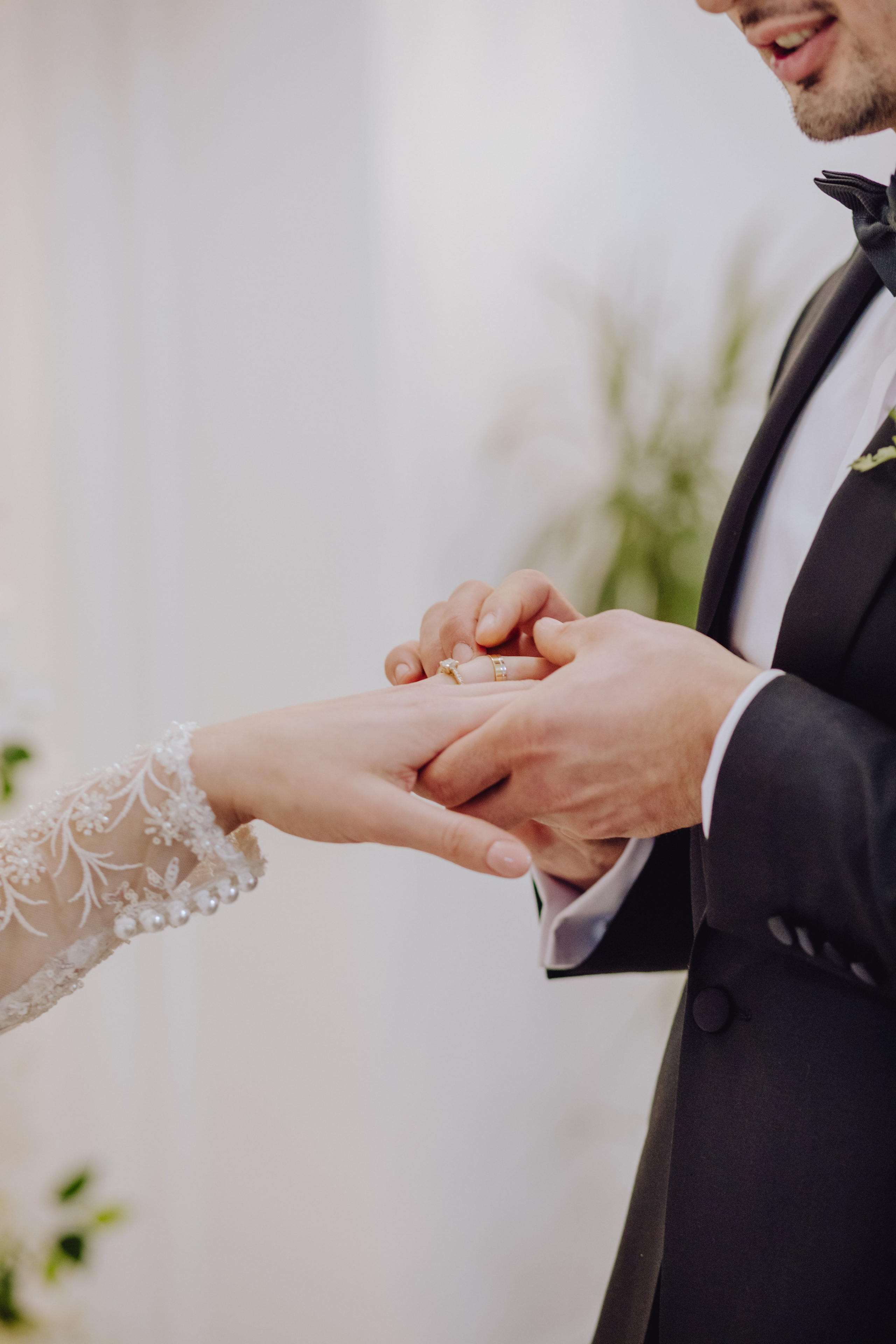 Photo-Portfolio. Wedding & couple photographer from Romania Rut Vetan