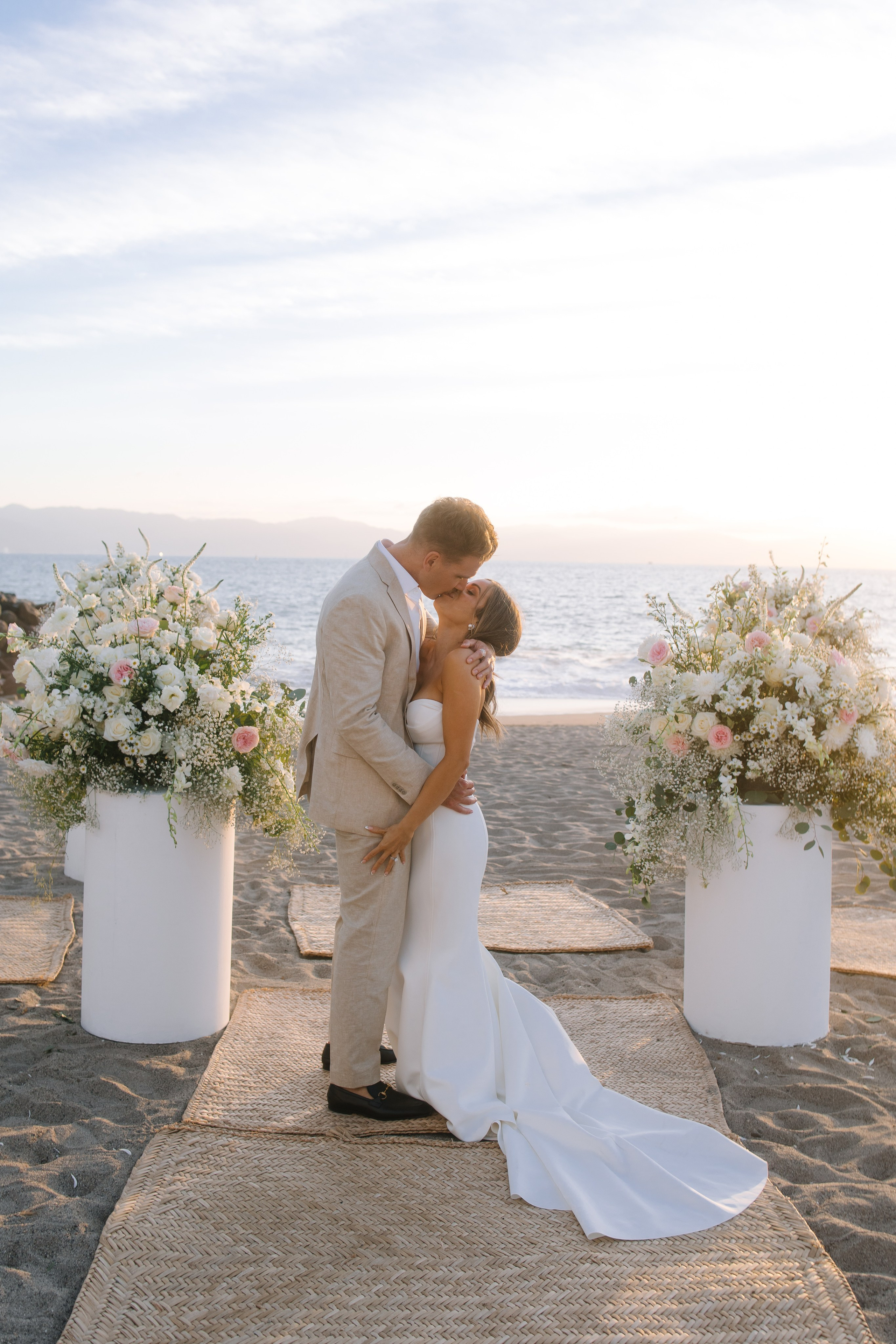 Marriott Puerto Vallarta Resort and Spa. Wedding photographer Mexico Sayulita Puerto Vallarta Punta Mita Cabo