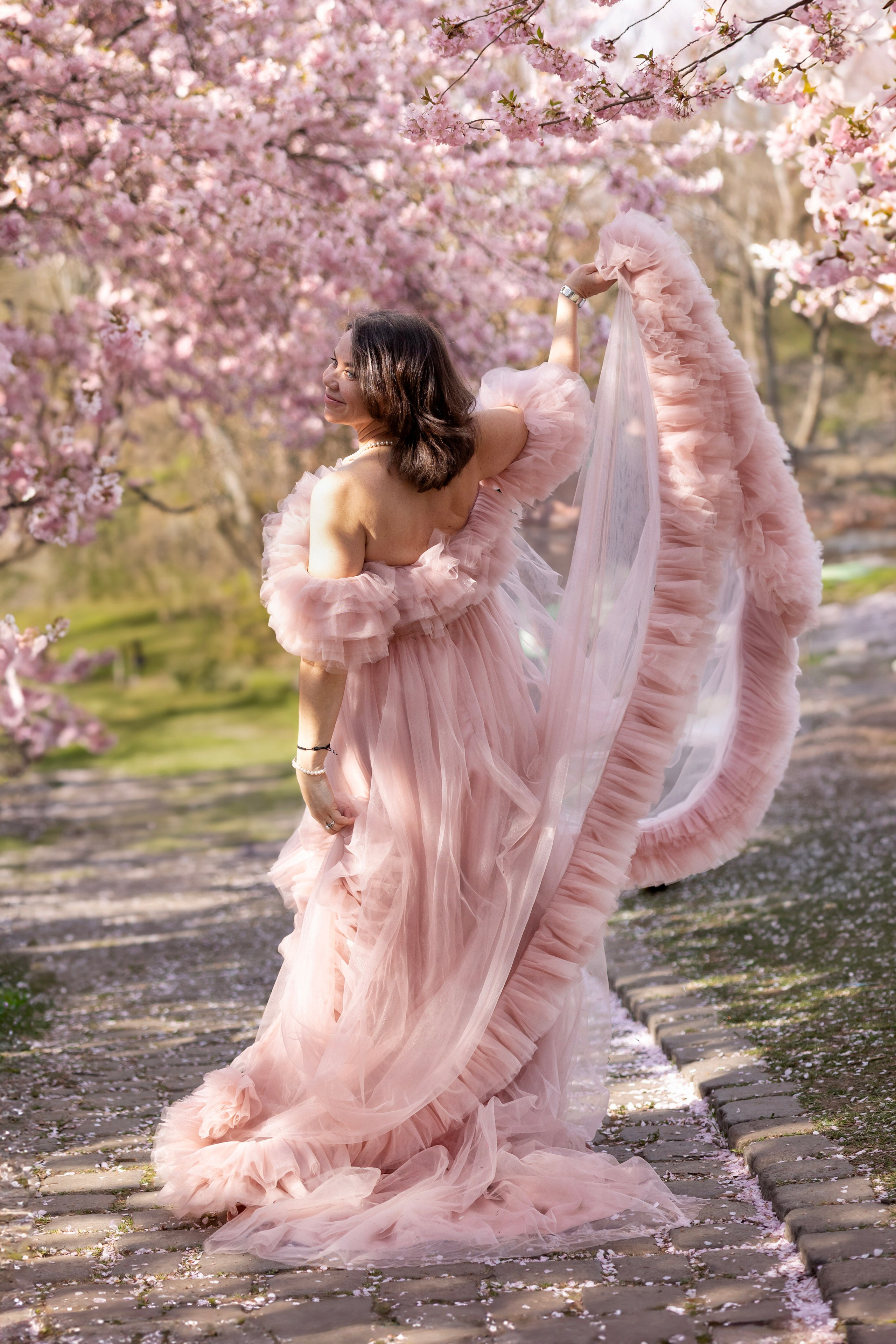Cherry Blossoms in Munich. Photographer in Munich