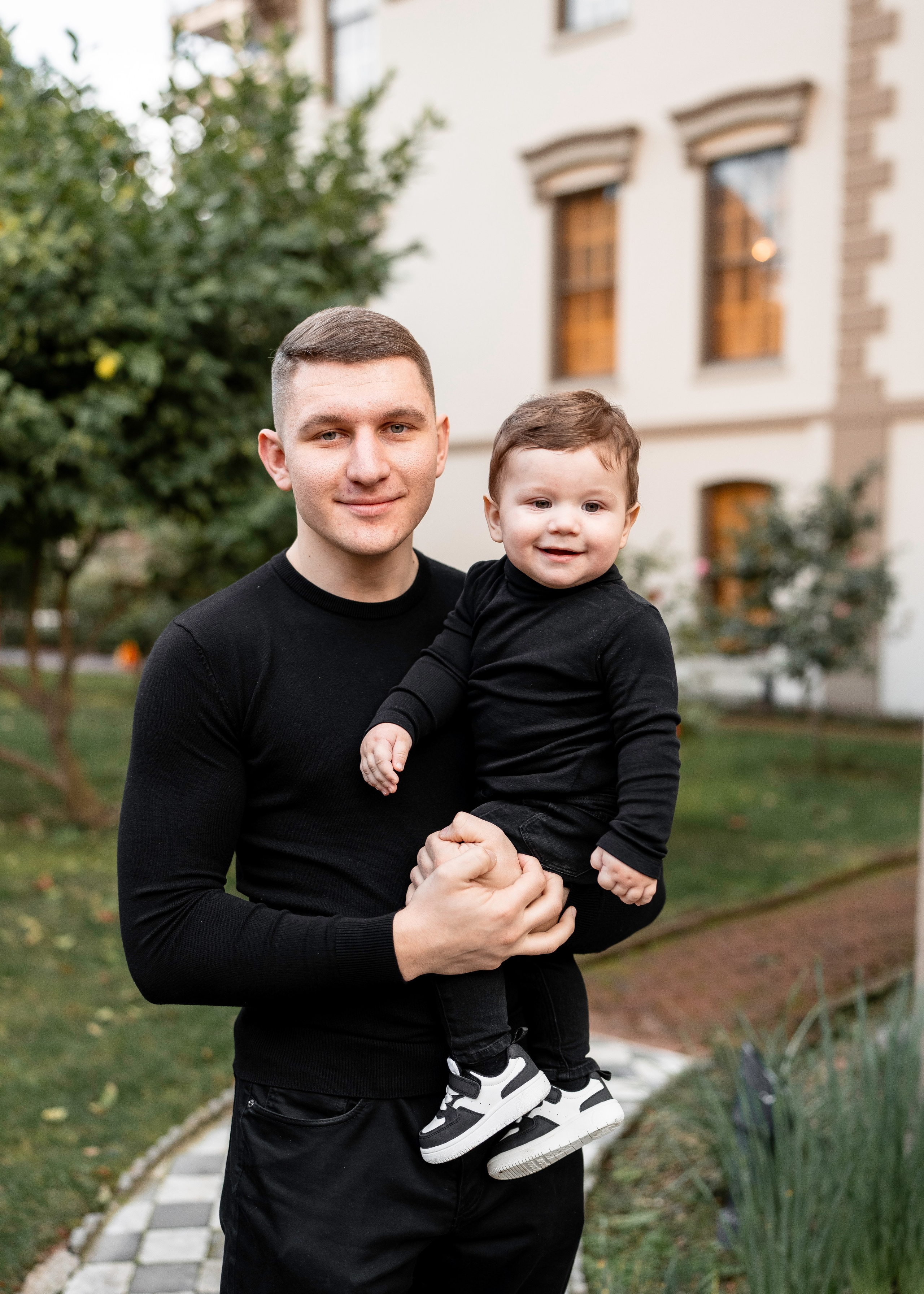 Artem, Nadia & Elisha. Family photographer in Sacramento | Sofia Pavenko