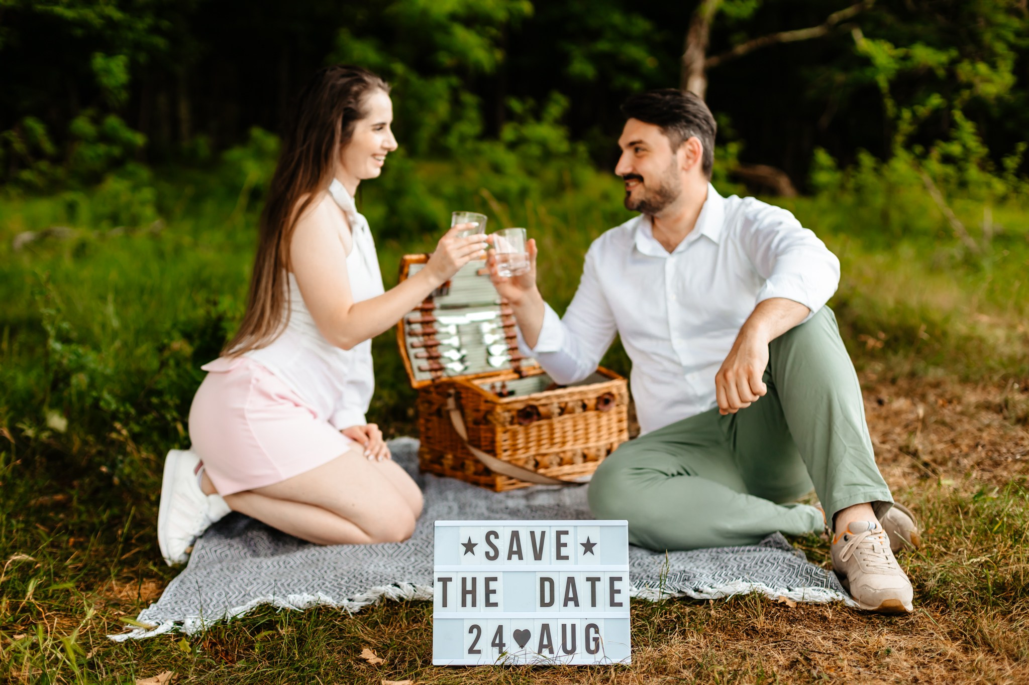 Elena & Bogdan - Save The Date - Pitești. Fotograf Profesionist Pitesti-Bucuresti| Mircea Seinea