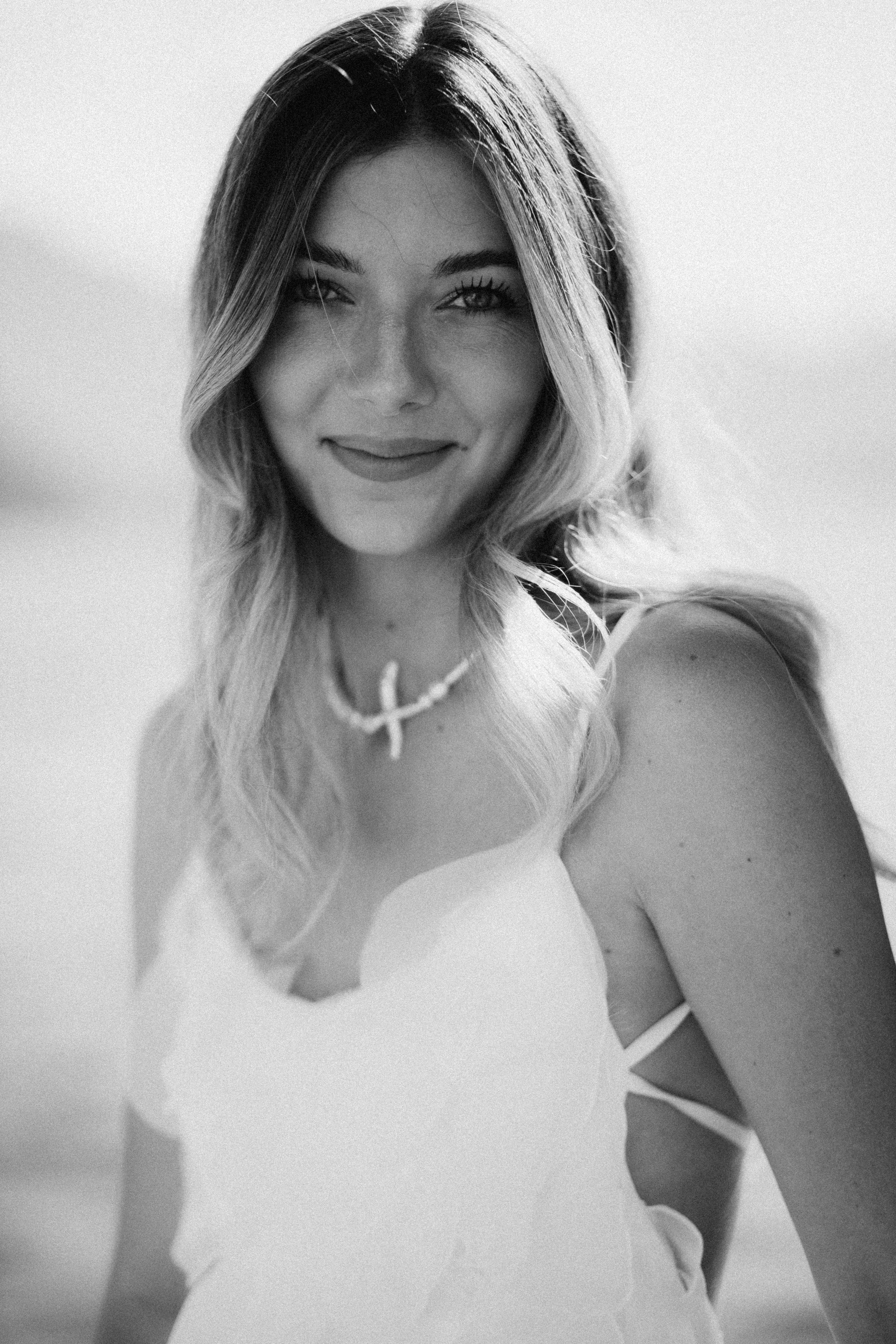 Lake Como Elopement Photography | Boat & Villa Monastero Wedding. Photographer in Italy Anna Linnik