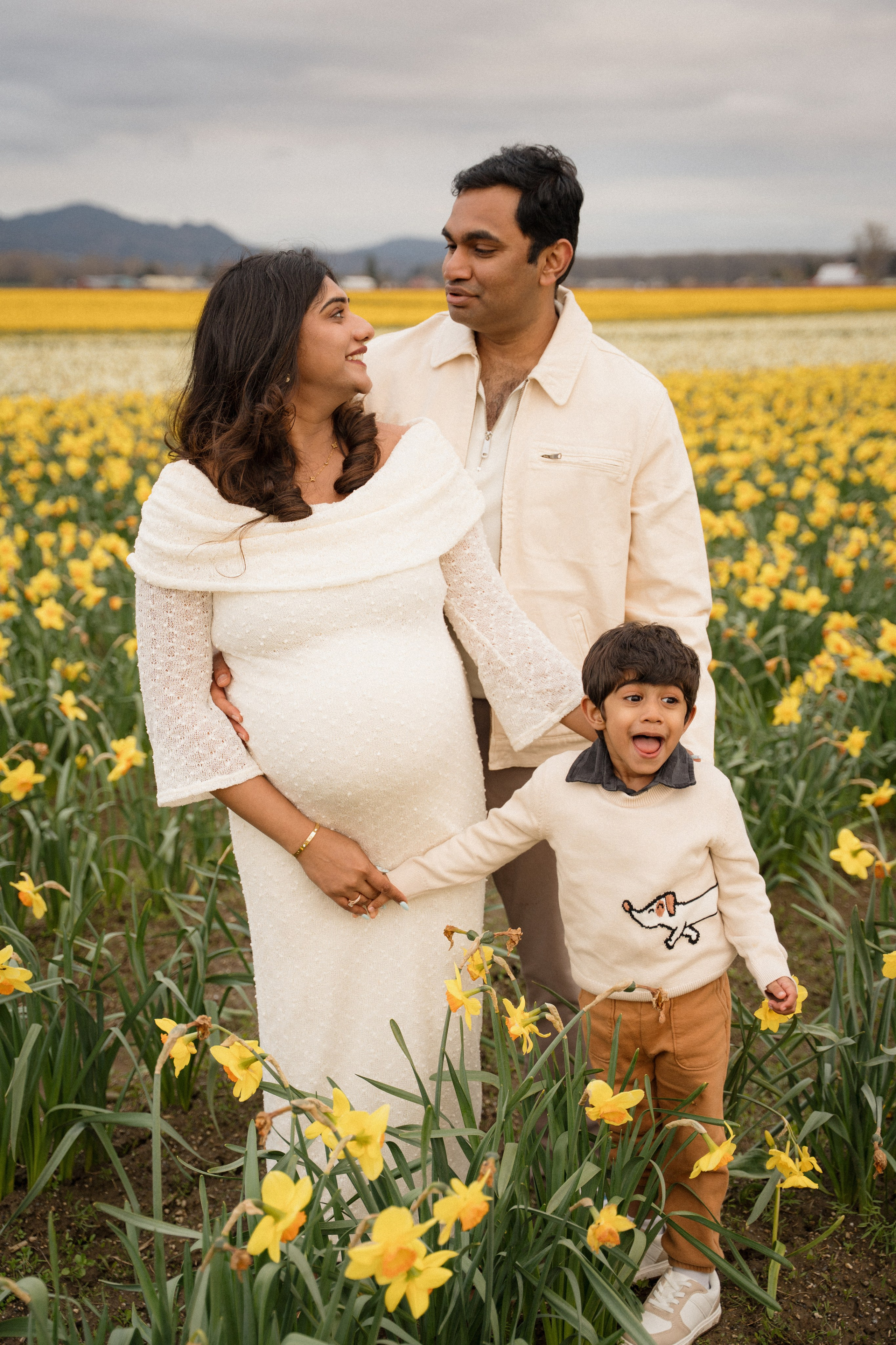 Mounika maternity. Photographer in Washington Sophia D