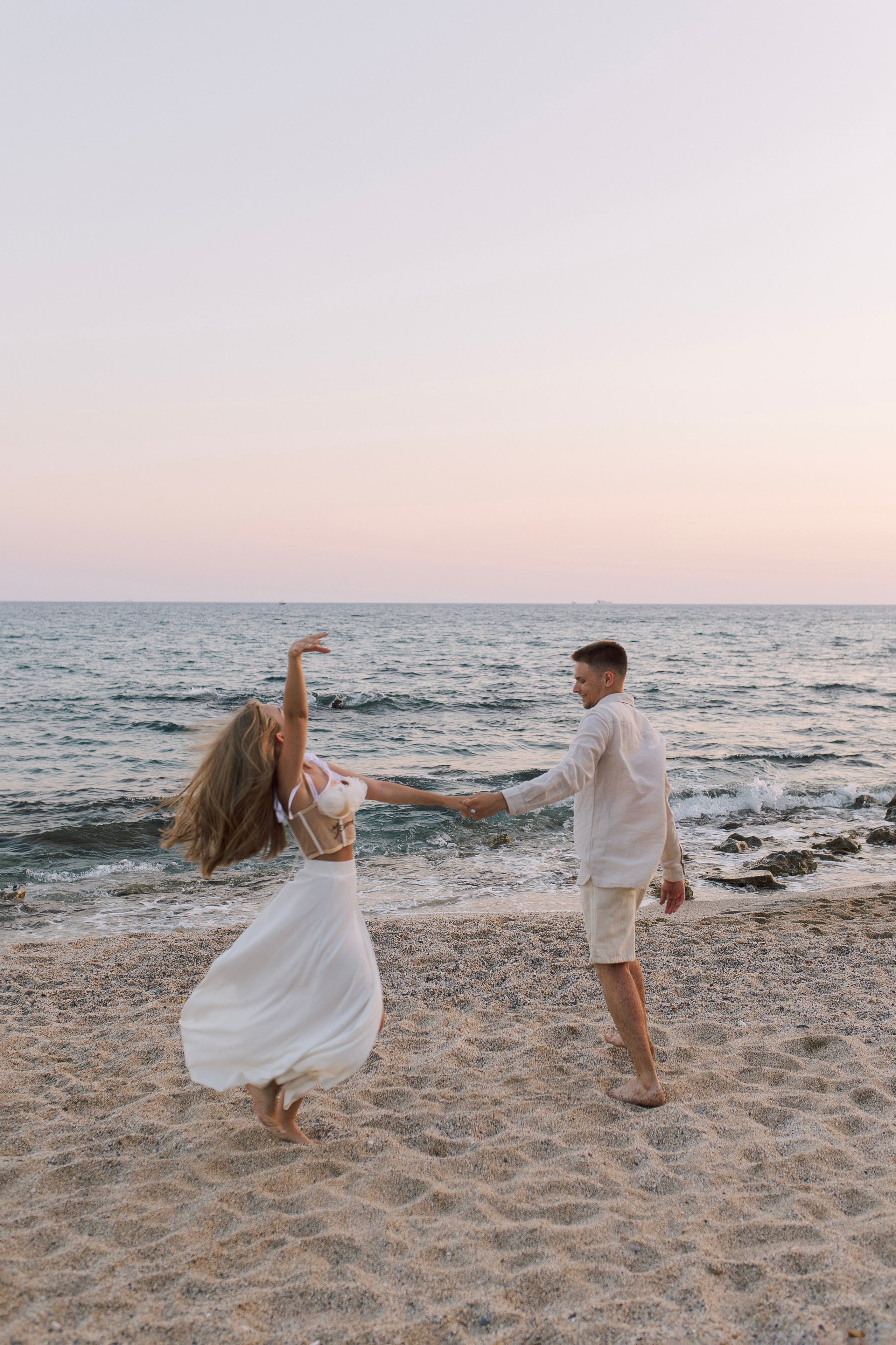 Фотограф в алании,Фотосессия в Алании, Фотограф Алания, свадебный фотограф в алании. Пляж. Love story на пляже клеопатры на закате. Аланья. Алсу Девели | Свадебный и семейный фотограф в Турции Алании, Алания, Аланья, Сиде, Белеке, Анталия