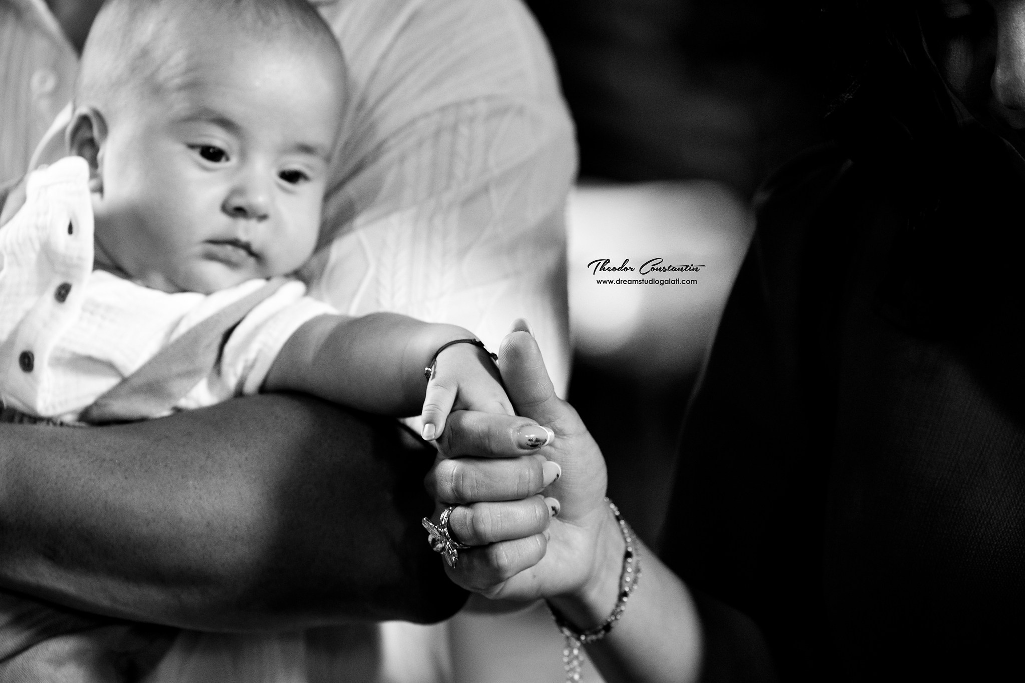 Botez. Dream Studio Galați – ședințe foto profesionale pentru familie, portrete și evenimente