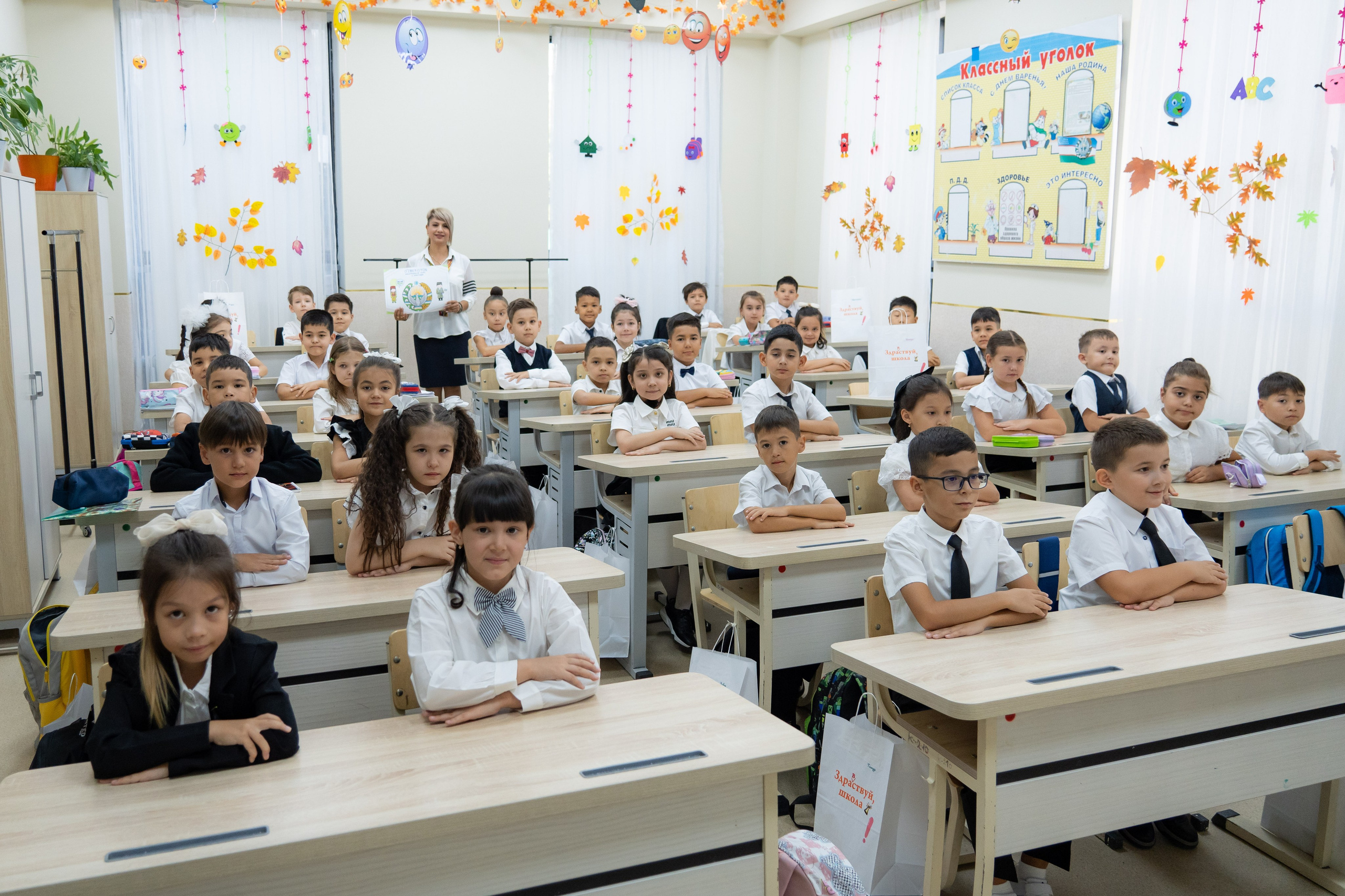 В школах Узбекистана прозвенел Первый звонок. Георгий Намазов | Фотограф в Ташкенте